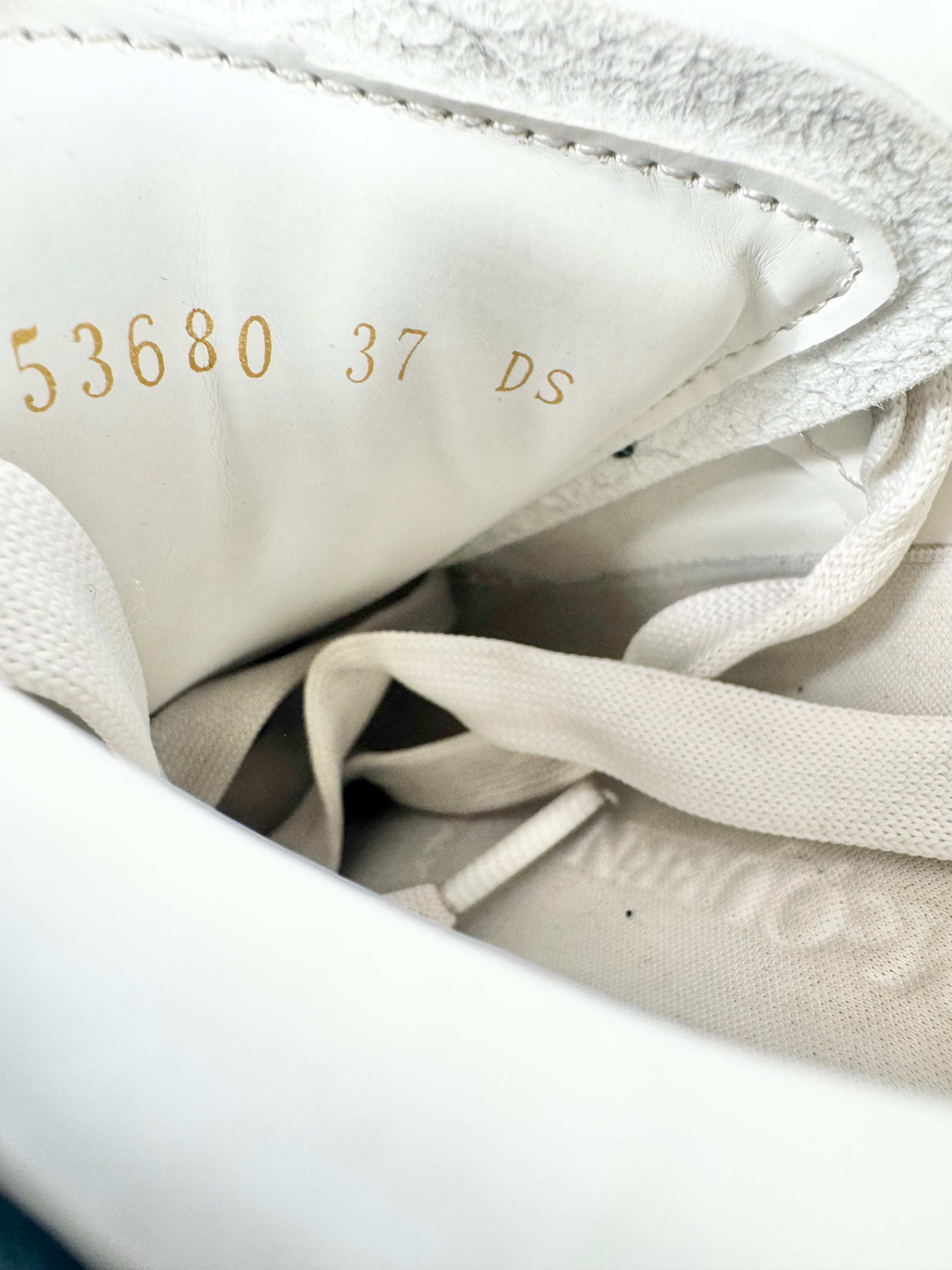 Alexander McQueen White Black Suede Trim Oversized Sneakers - EU37