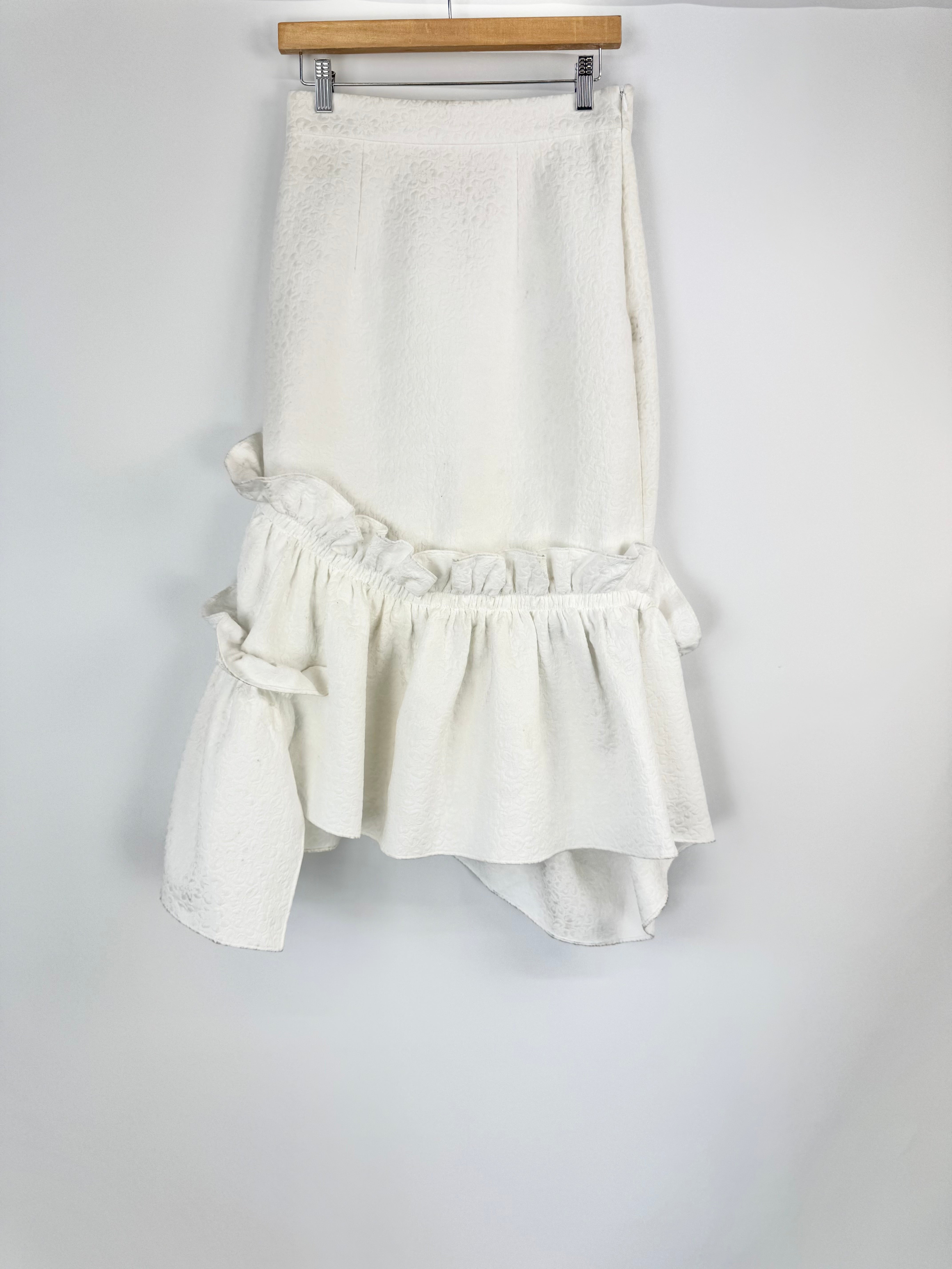 Shushu/Tong White Ruffle Trim Skirt - AU10