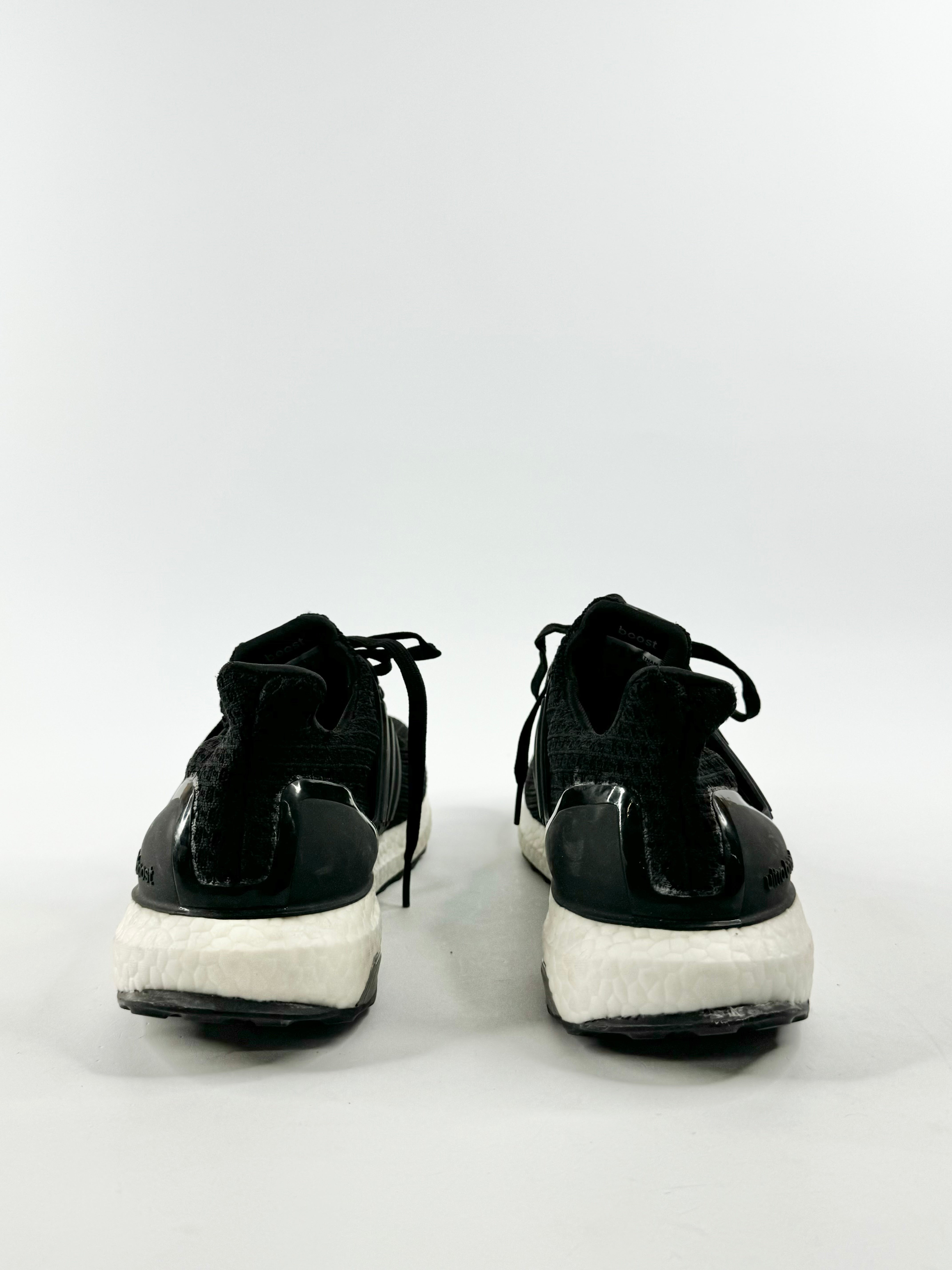 Adidas Black Boost Sneakers - EU40