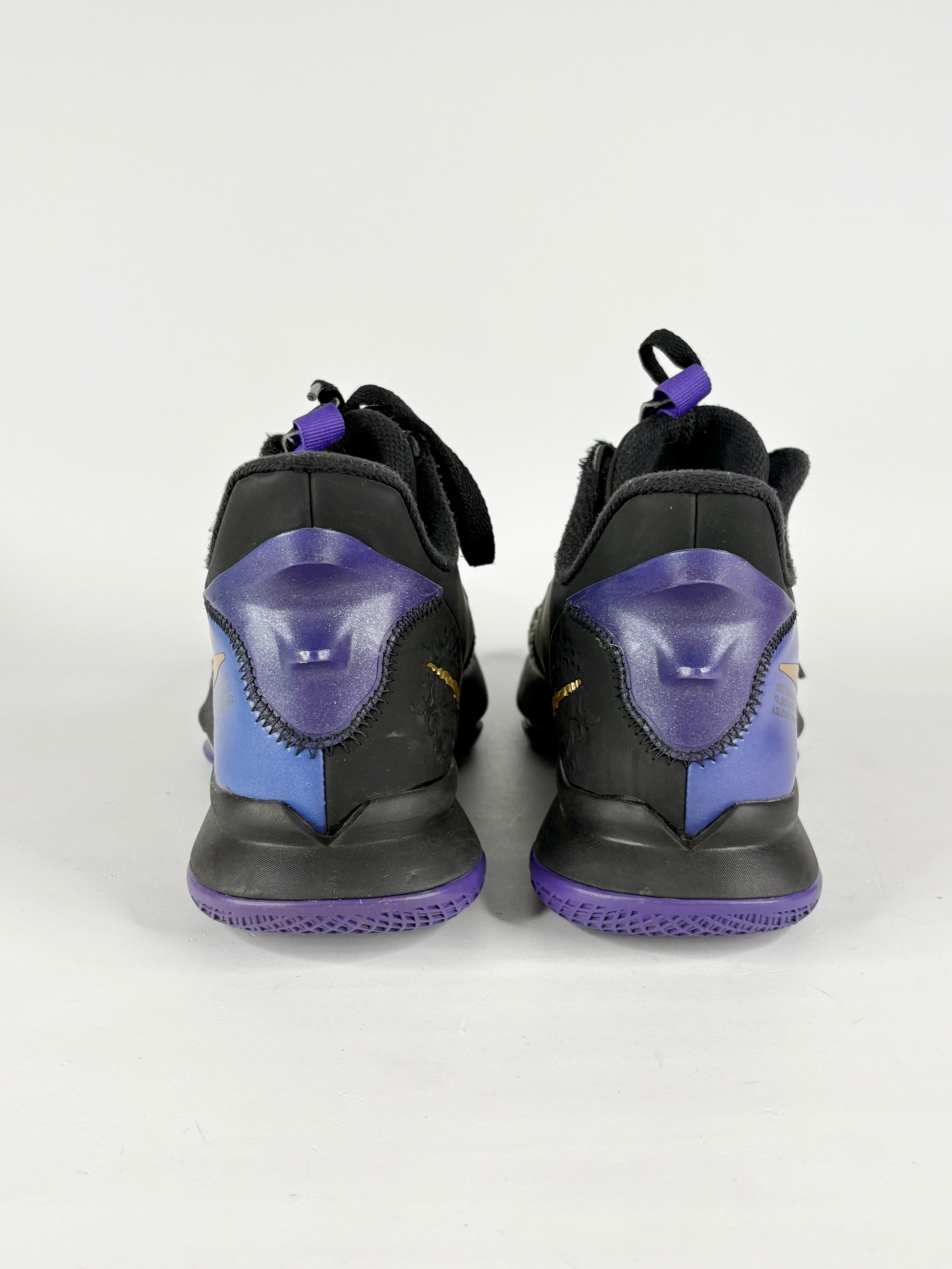 Nike LeBron 'Lakers' Witness 5 Basketball Sneakers - EU46
