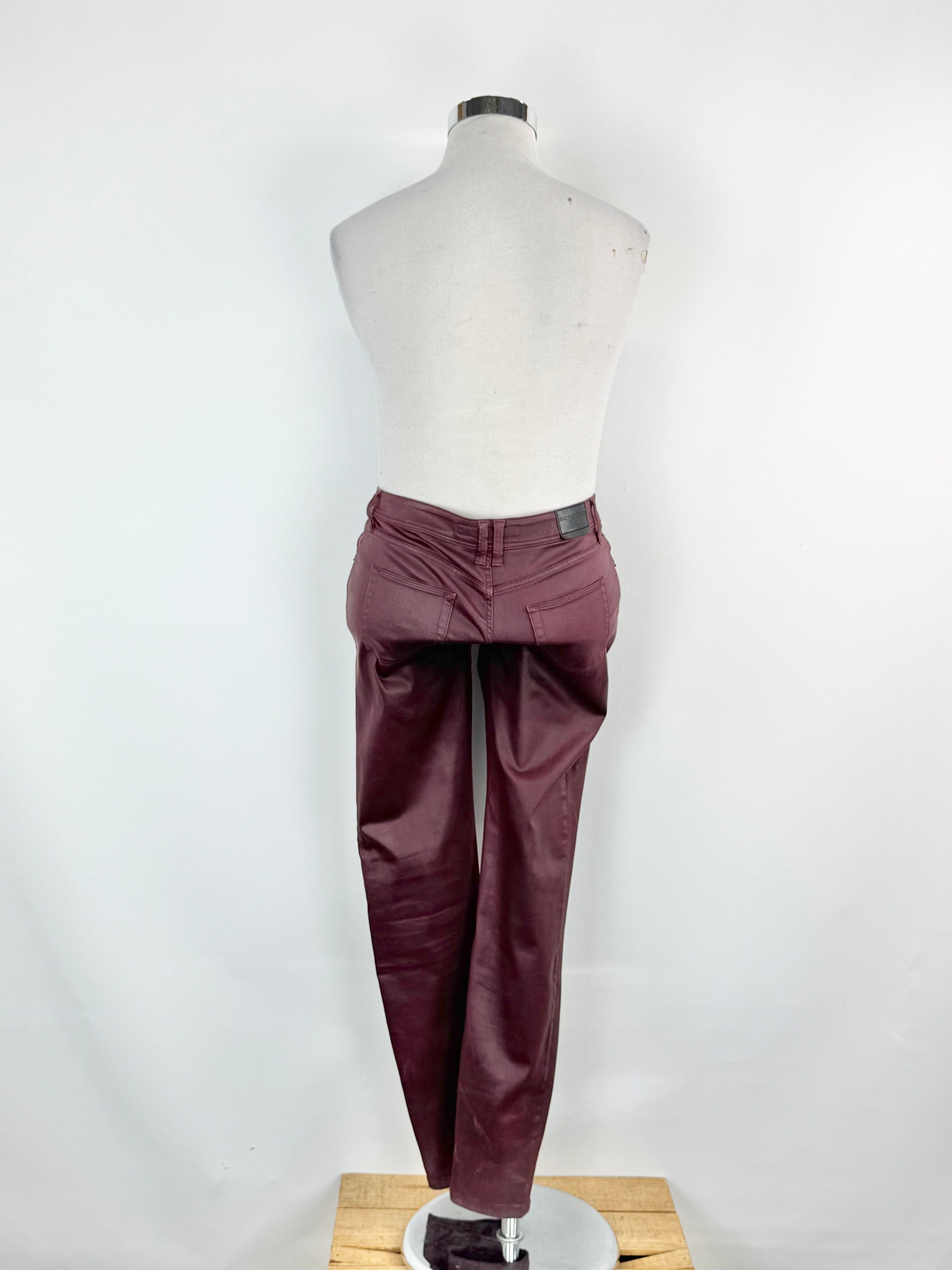 Burberry Brit Mulberry Skinny Low Rise Jeans - 31