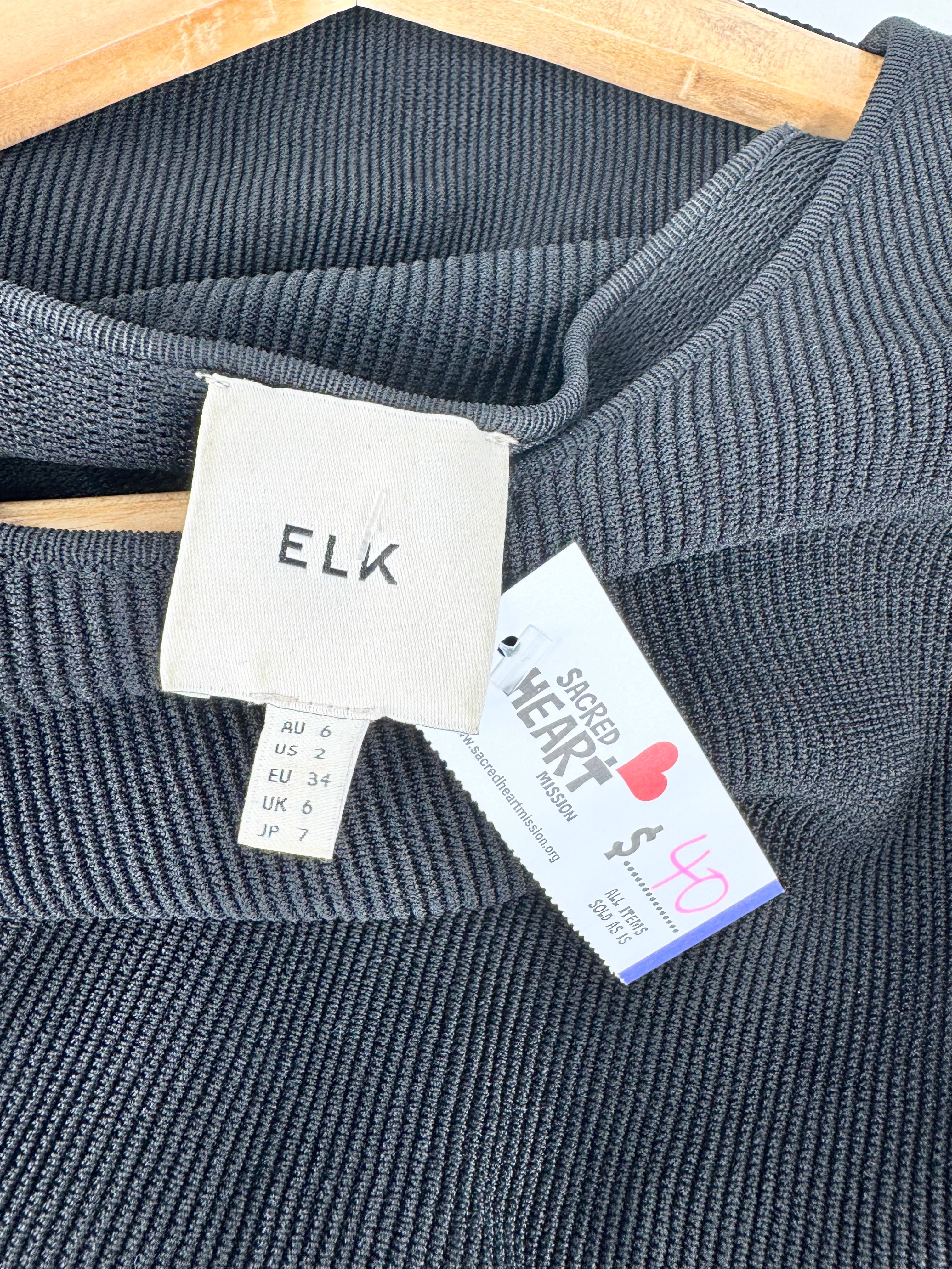 ELK Black Long Sleeve Asymmetrical Dress - AU6