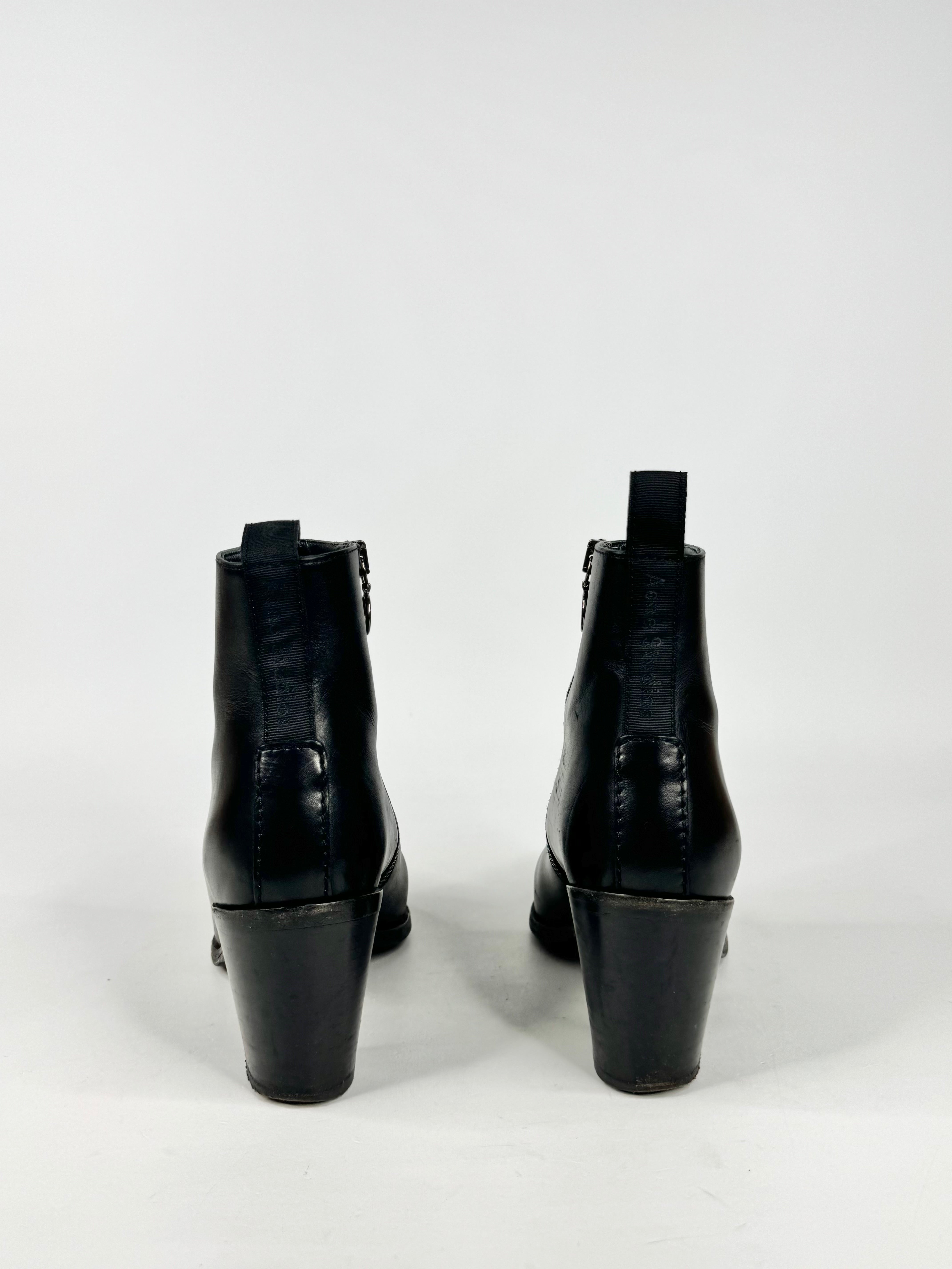 Acne Studios Black Pointed Toe Ankle Boots - EU37