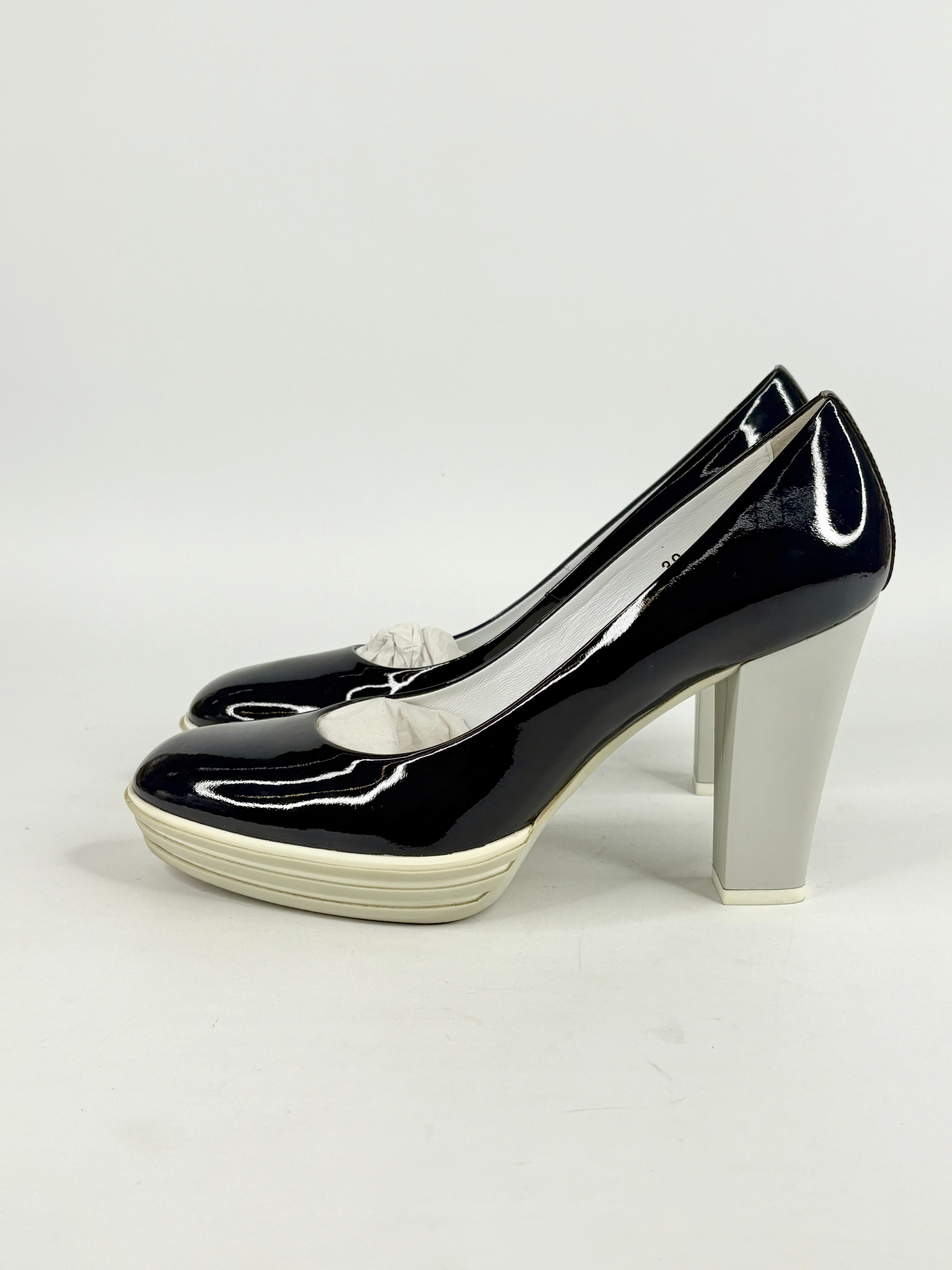 Hogan Patent Dark Blue Leather Pumps - EU39