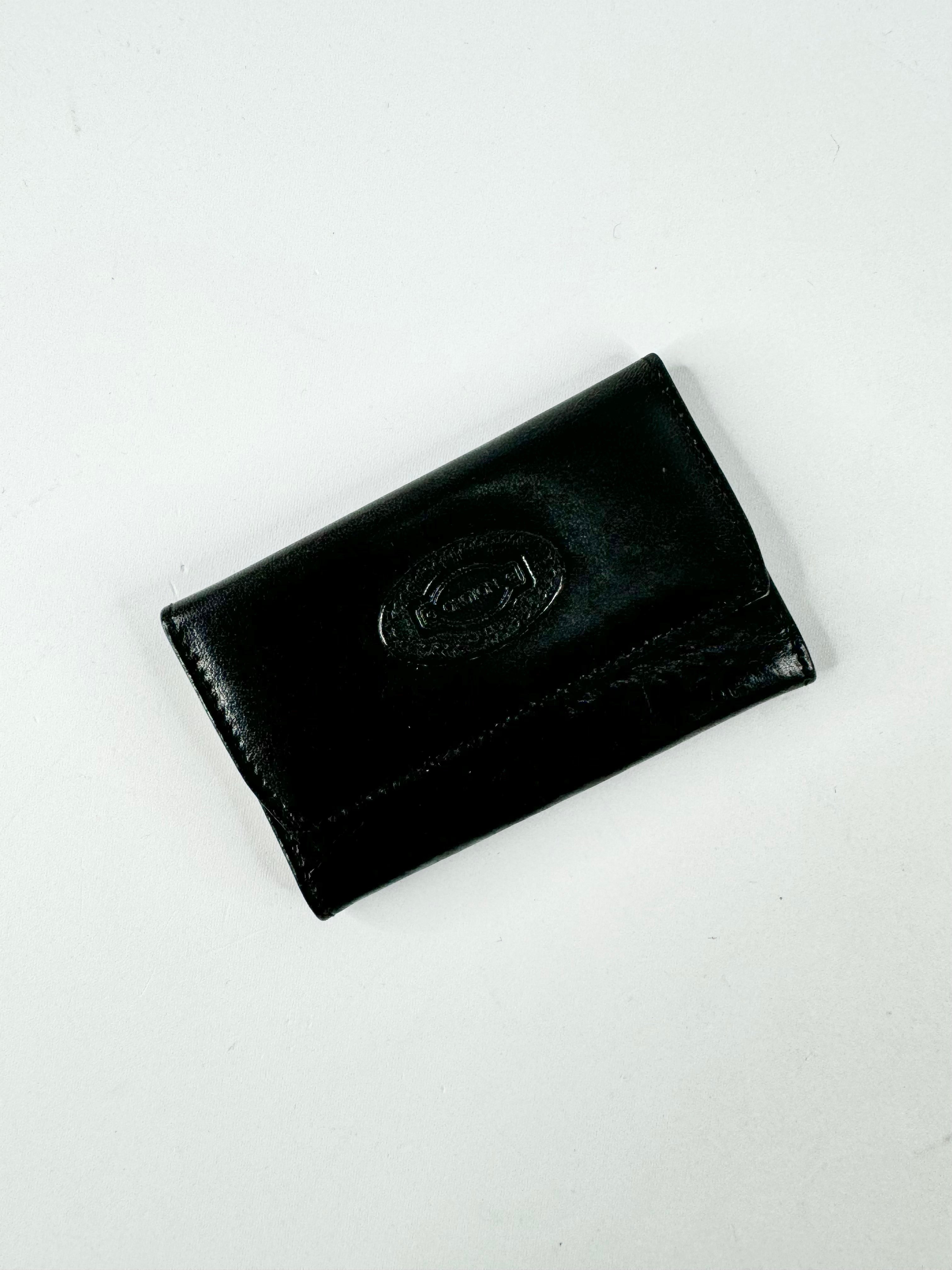 Oroton Sleek Black Leather Key Holder