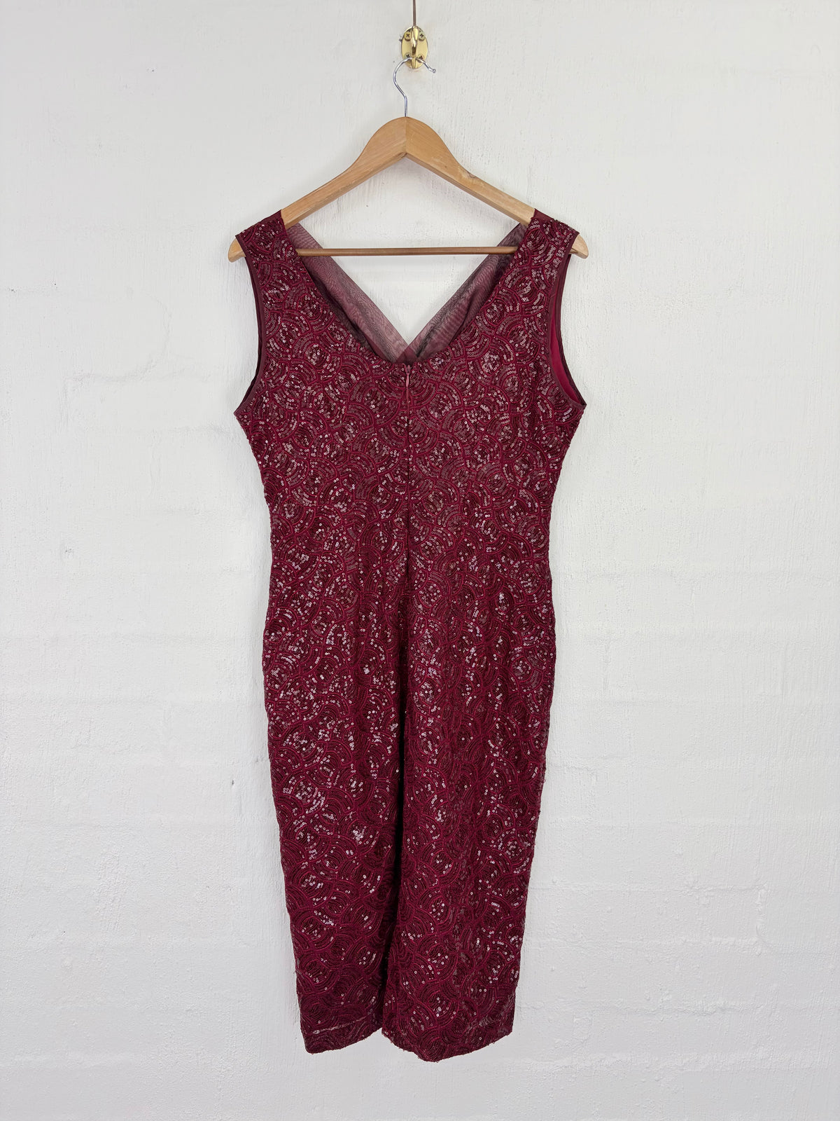 Lisa Barron Burgundy Scallop Sequin Patterned Midi Dress - AU12