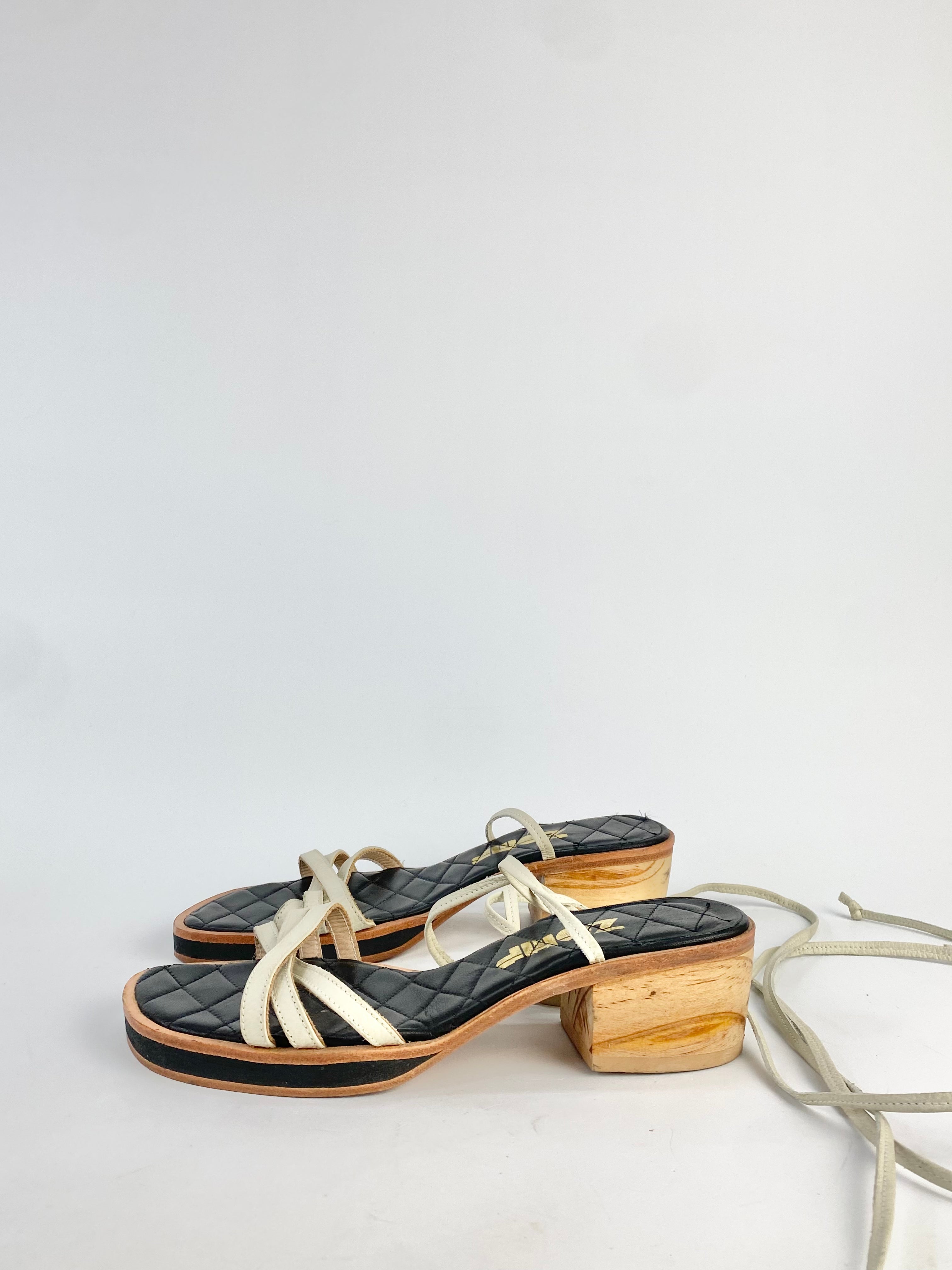 Zomp Off White Strap Sandals - 7