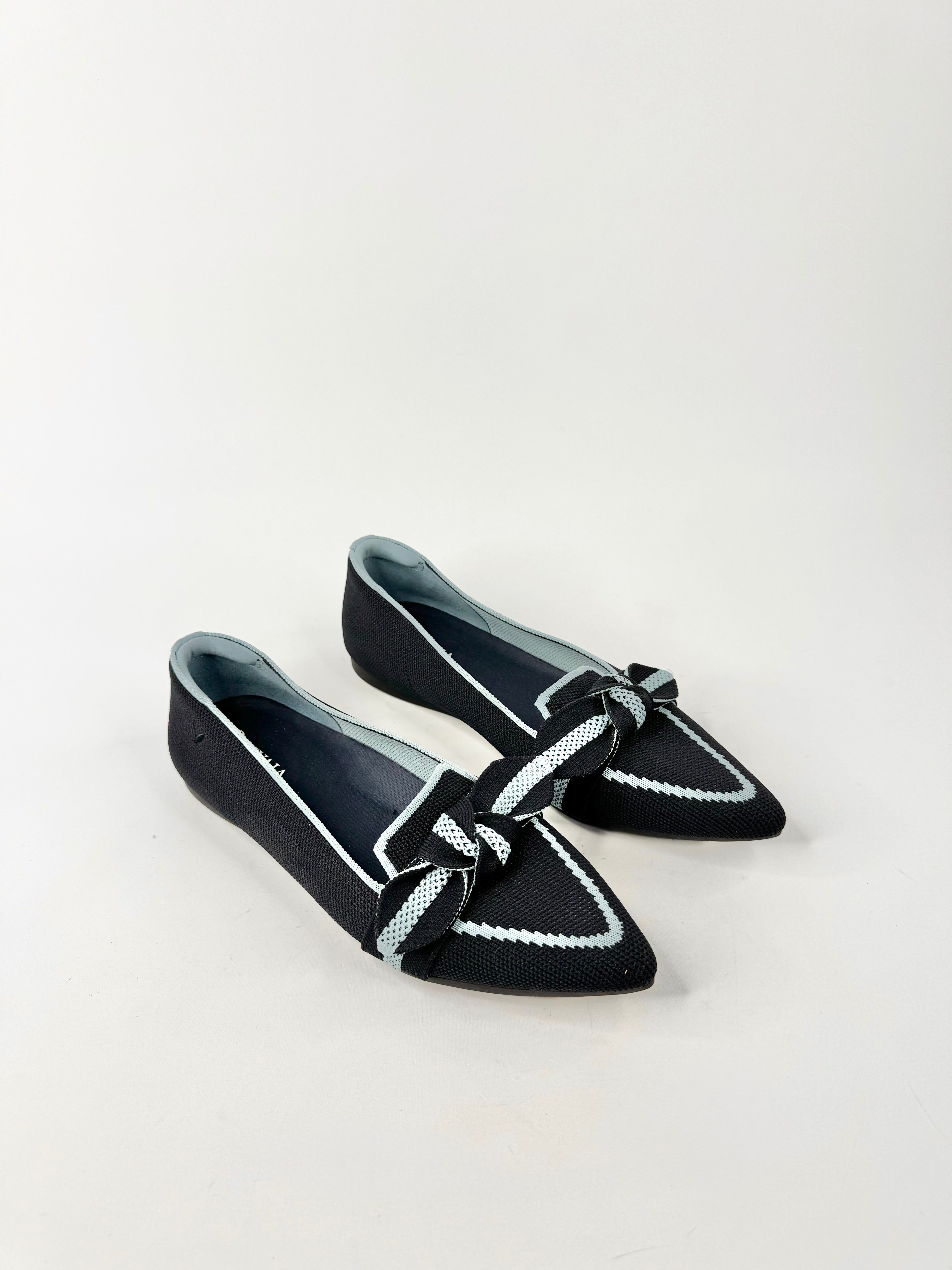 Vivaia Navy & Light Blue Bow Pattern Loafers - EU37.5