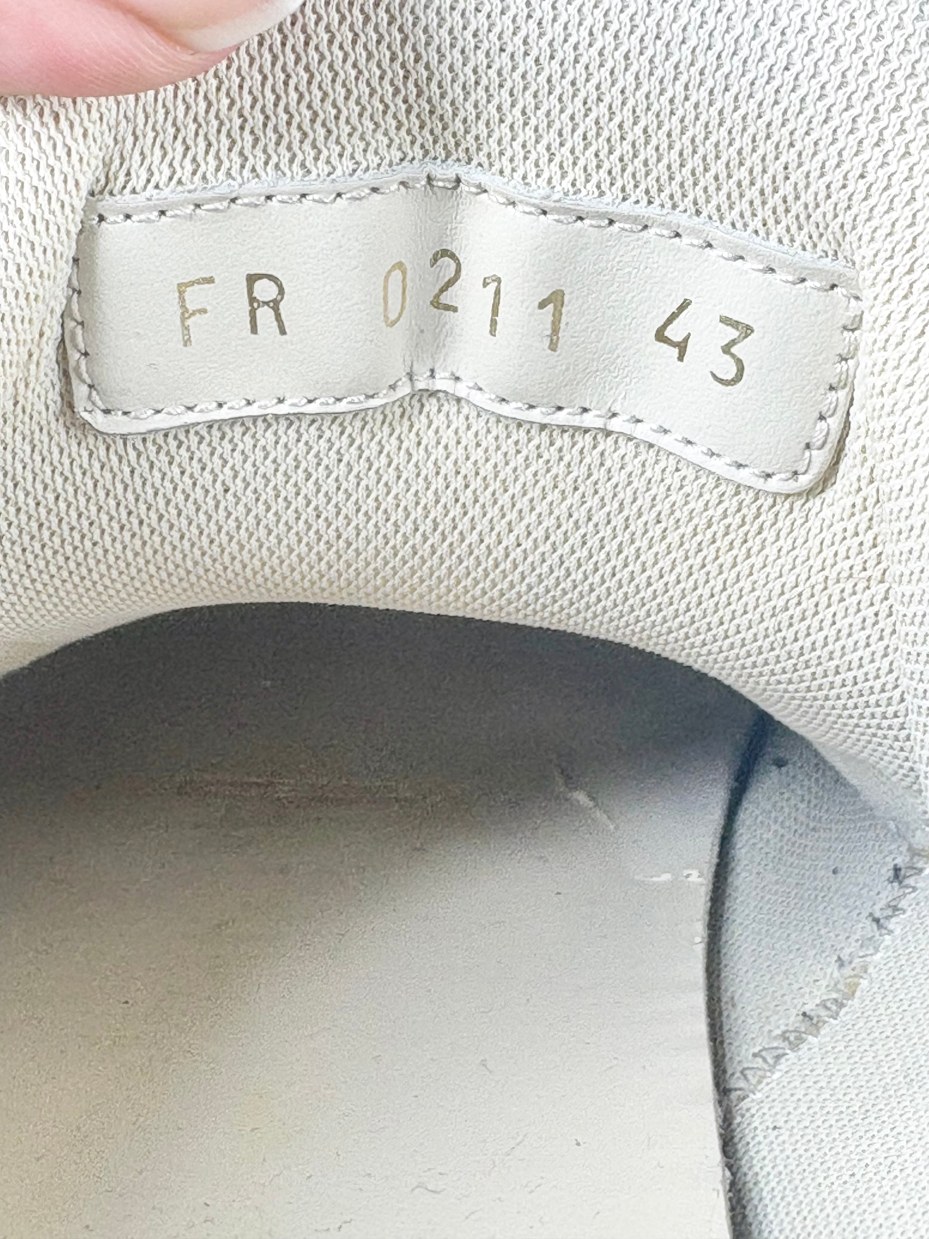 Givenchy Off-White Giv 1 Sneakers - EU43