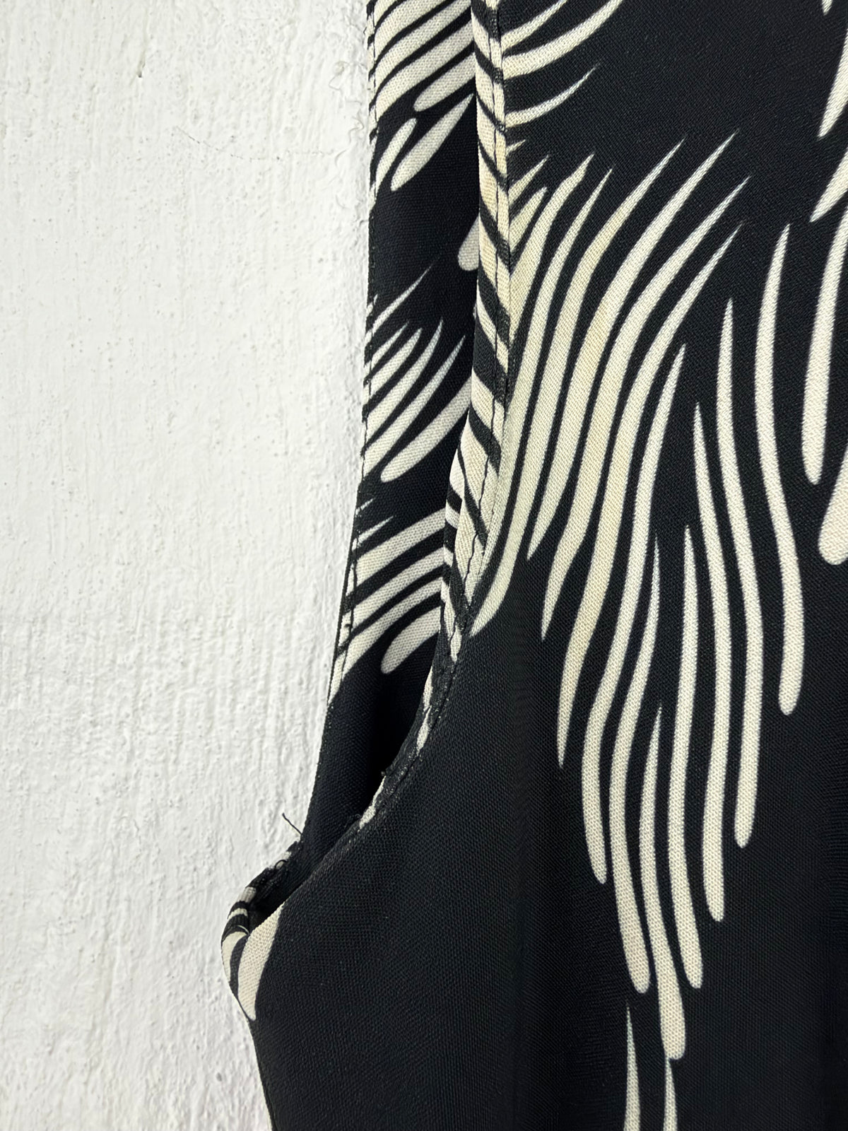 Victoria Beckham Black & Whtie Patterned Midi Dress - AU10