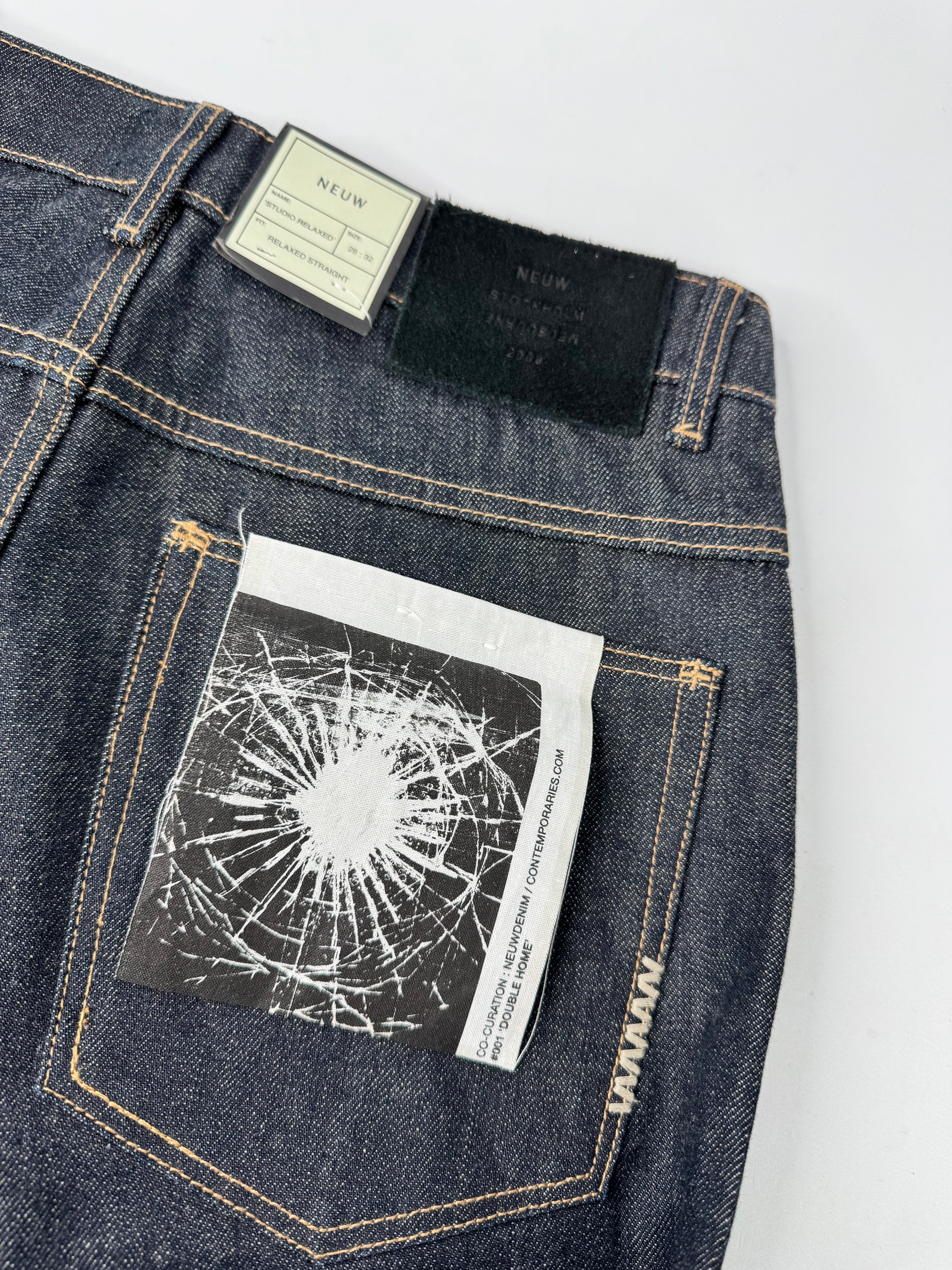 MFW Neuw 'Devon Kick Night Black' Jeans NWT - 31