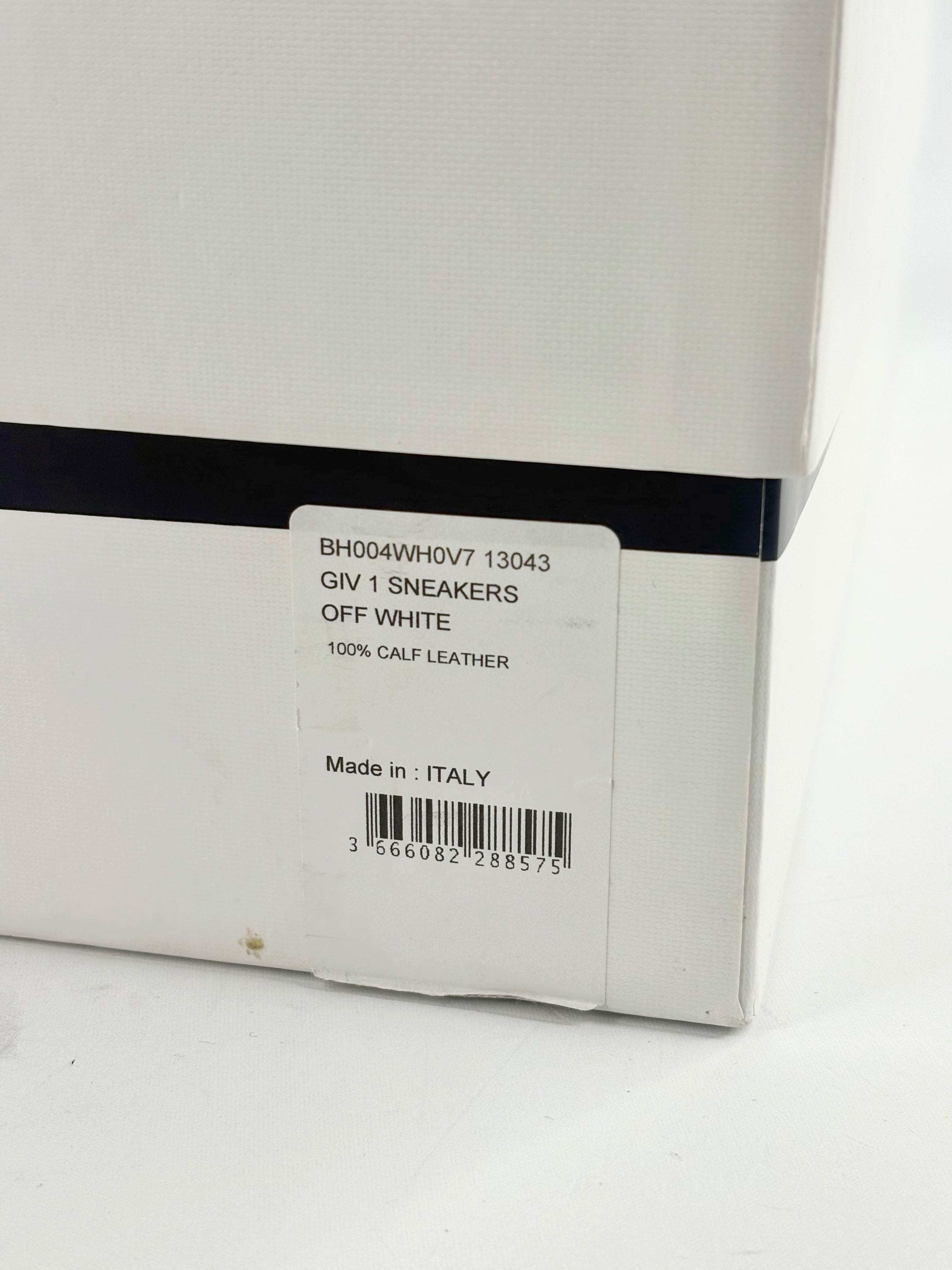 Givenchy Off-White Giv 1 Sneakers - EU43