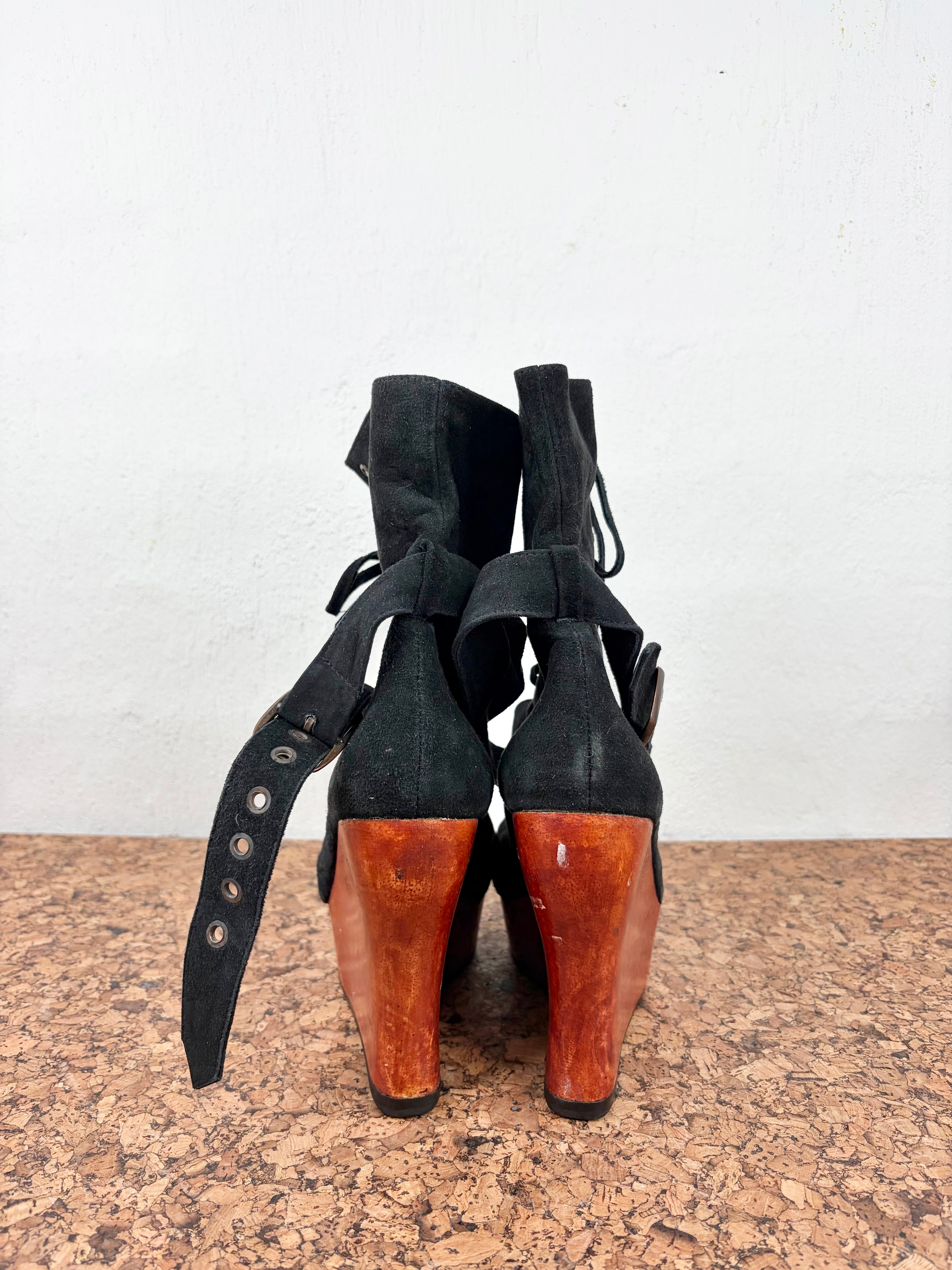 Kirrily Johnston Black Suede Platform Boot - EU41