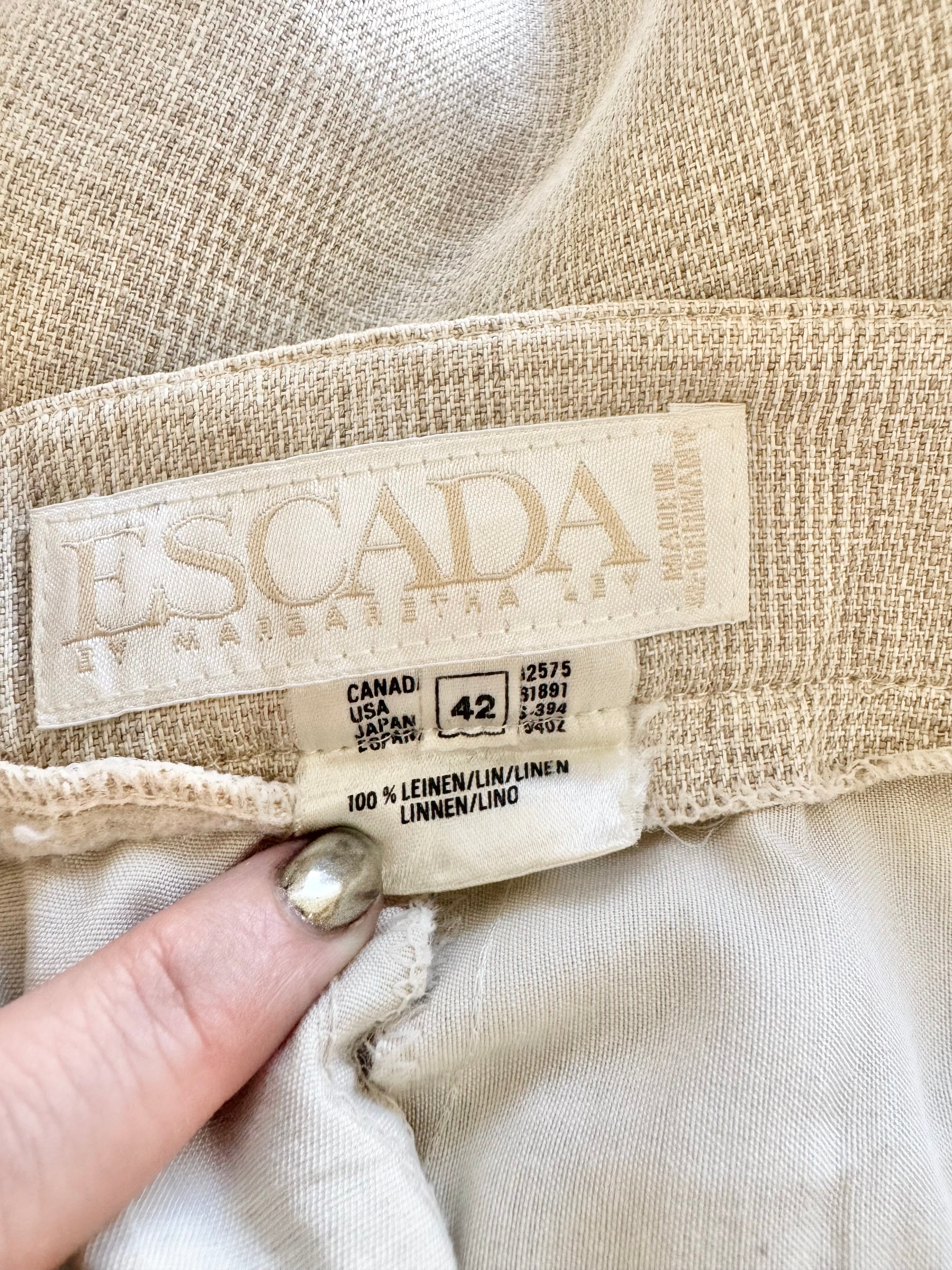 Escada Woven Linen Two Piece Set Blazer & Shorts Set - 42