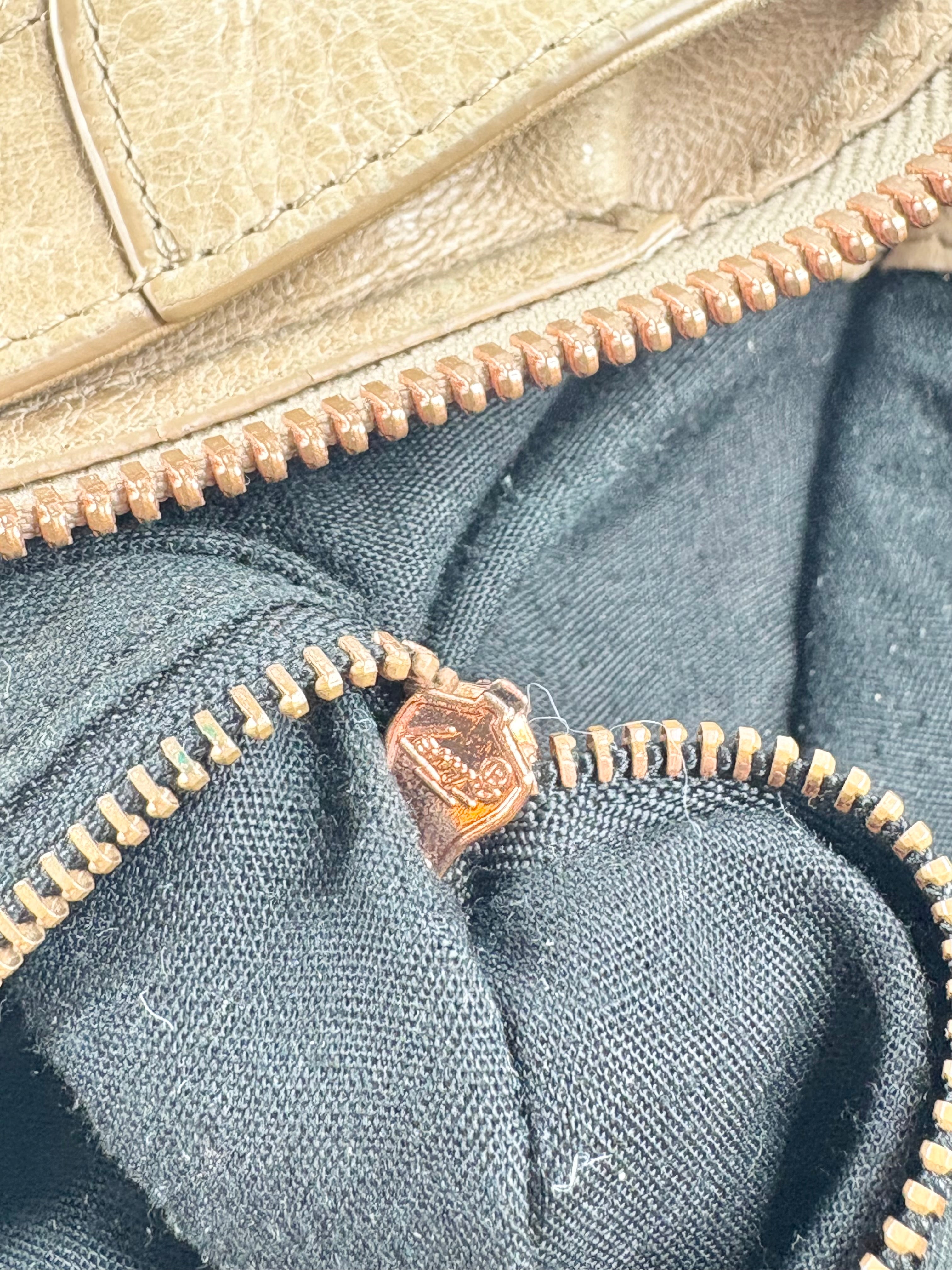 Balenciaga Beige Leather 'Giant 21' Handbag
