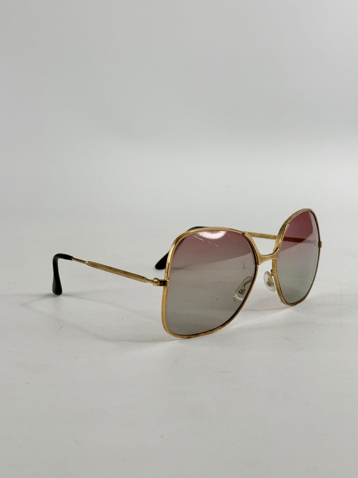 Vintage Gold-Tone Metal Frame/Gradient Lens Sunglasses