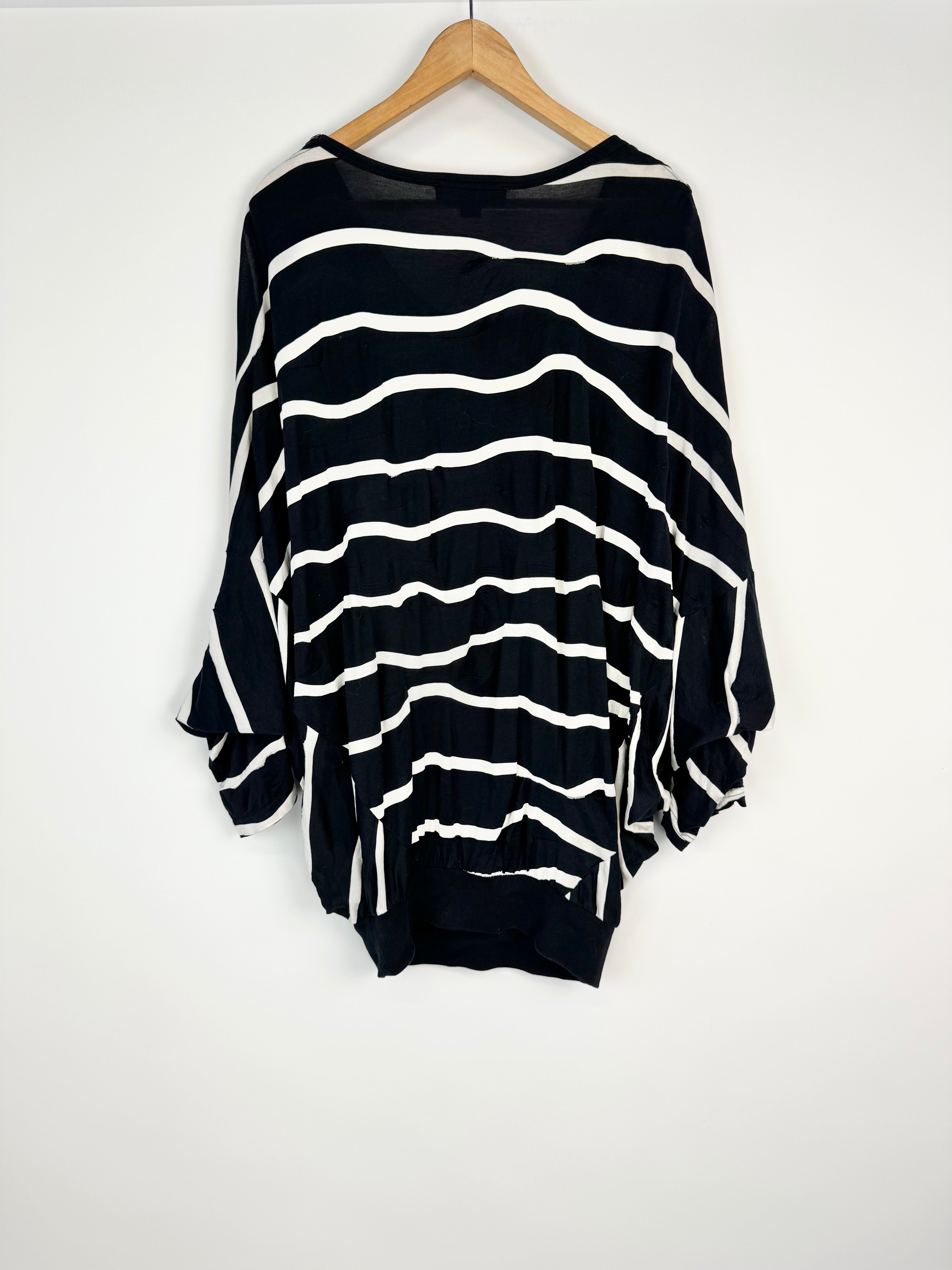 Y-3 by Yohji Yamamoto Black & White Squiggle Pattern Dolman Sleeve Top - AU8/10