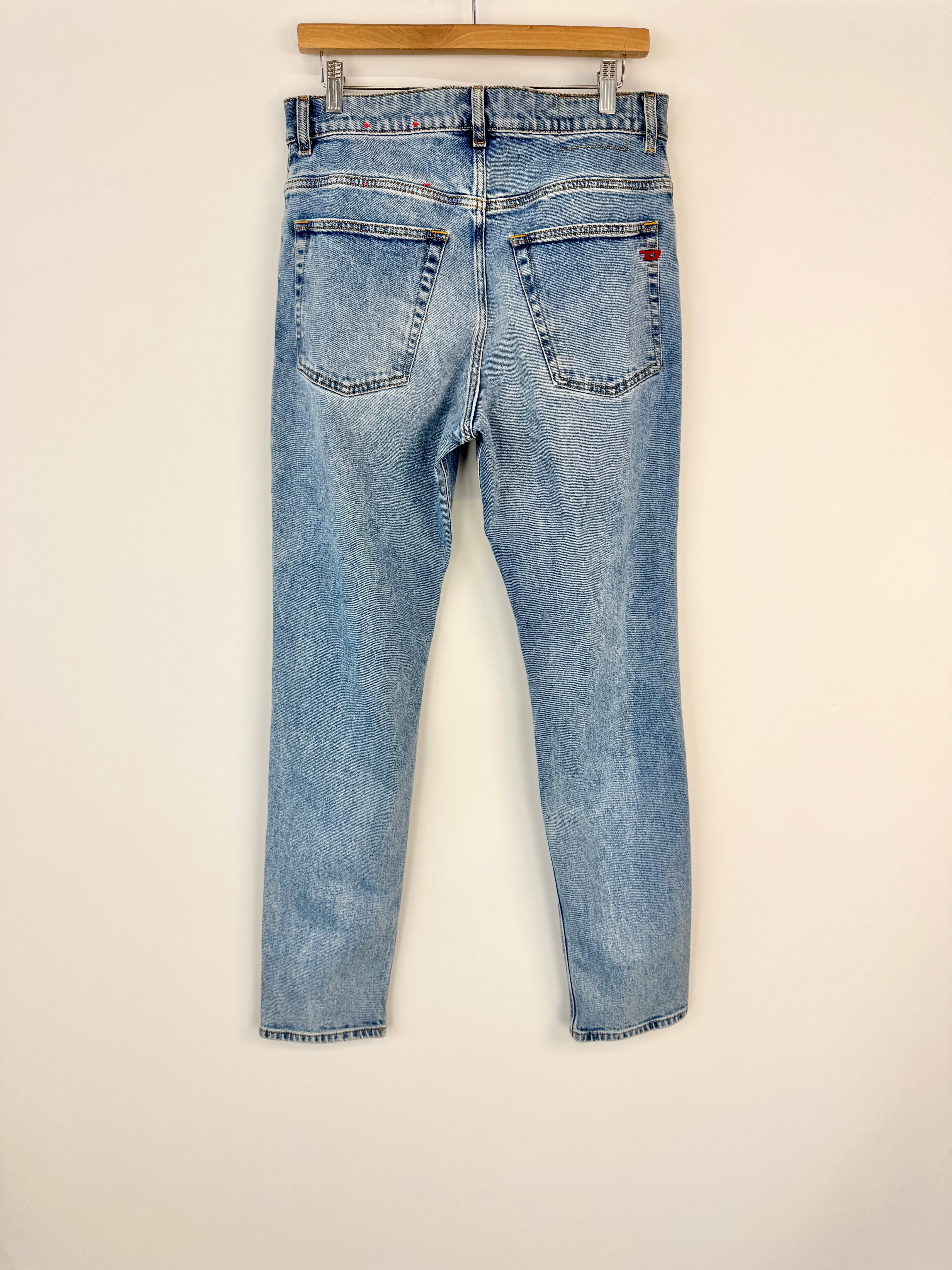 Diesel Blue Jeans NWT - 29