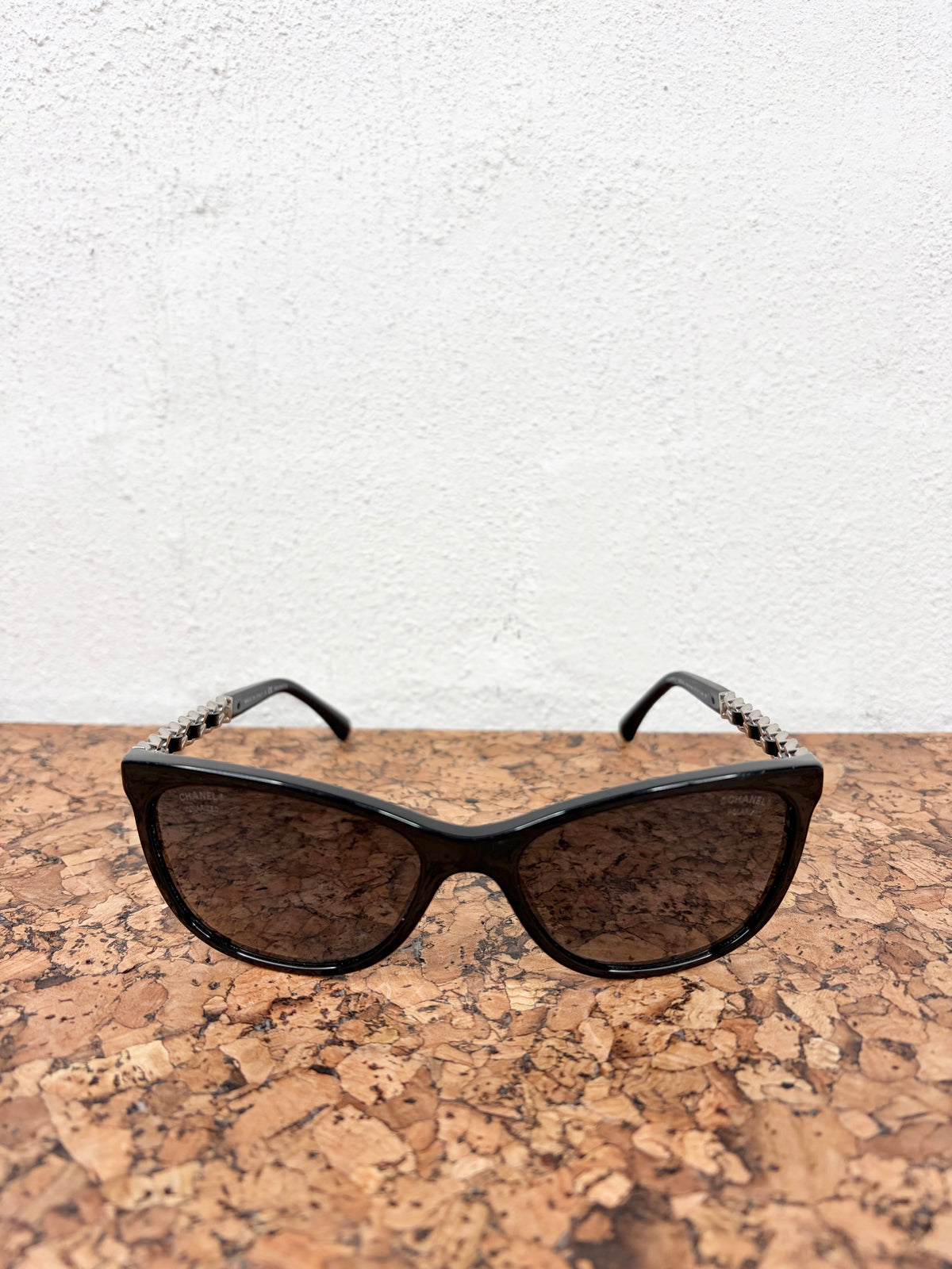 Chanel Black 5280-Polarised Chain Temple Squared Sunglasses
