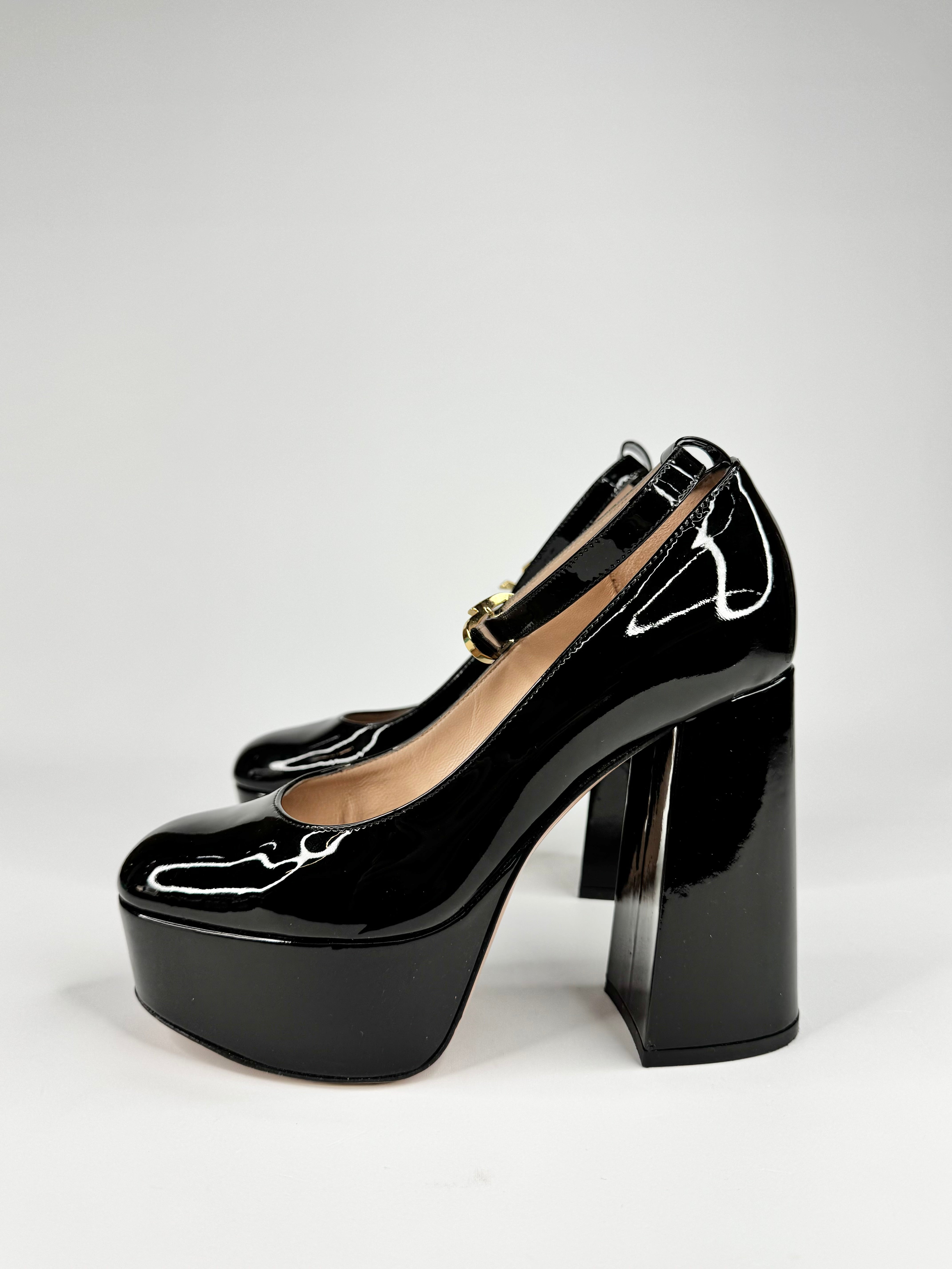 Gianvito Rossi Black Patent Leather 'Manila' Vernice Pumps - EU35