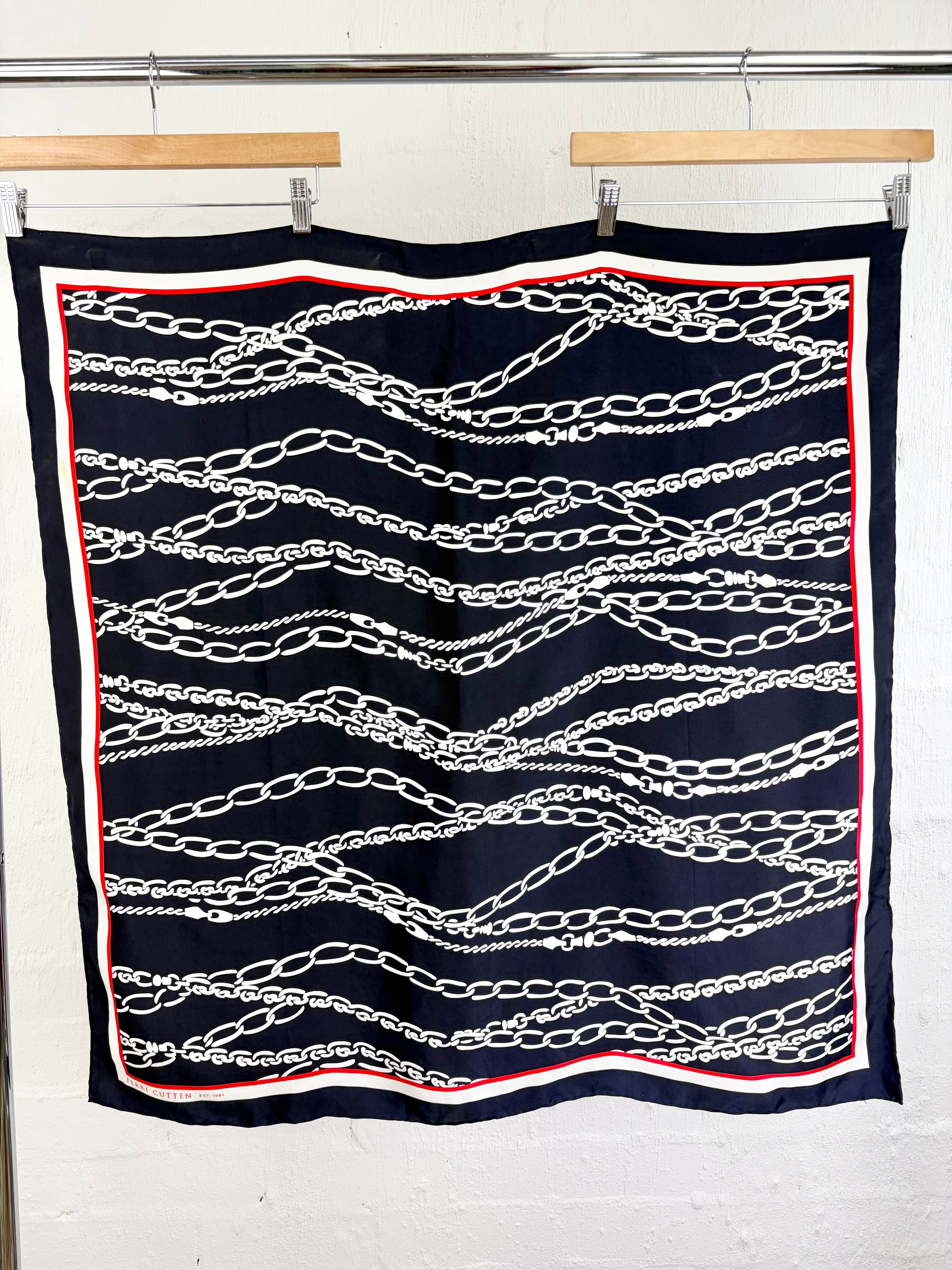 Perri Cutten Navy Blue & Red Chain Patterned Scarf