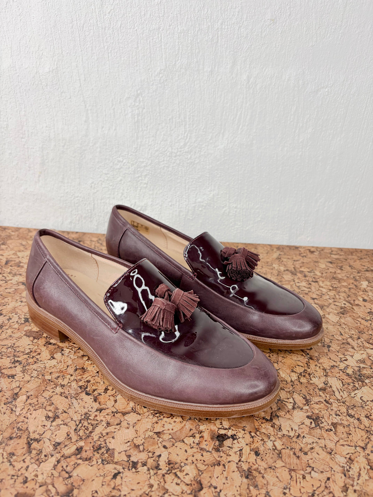 Collection by Clarks Dark Burgundy Leather Tasseled Loafers - EU37
