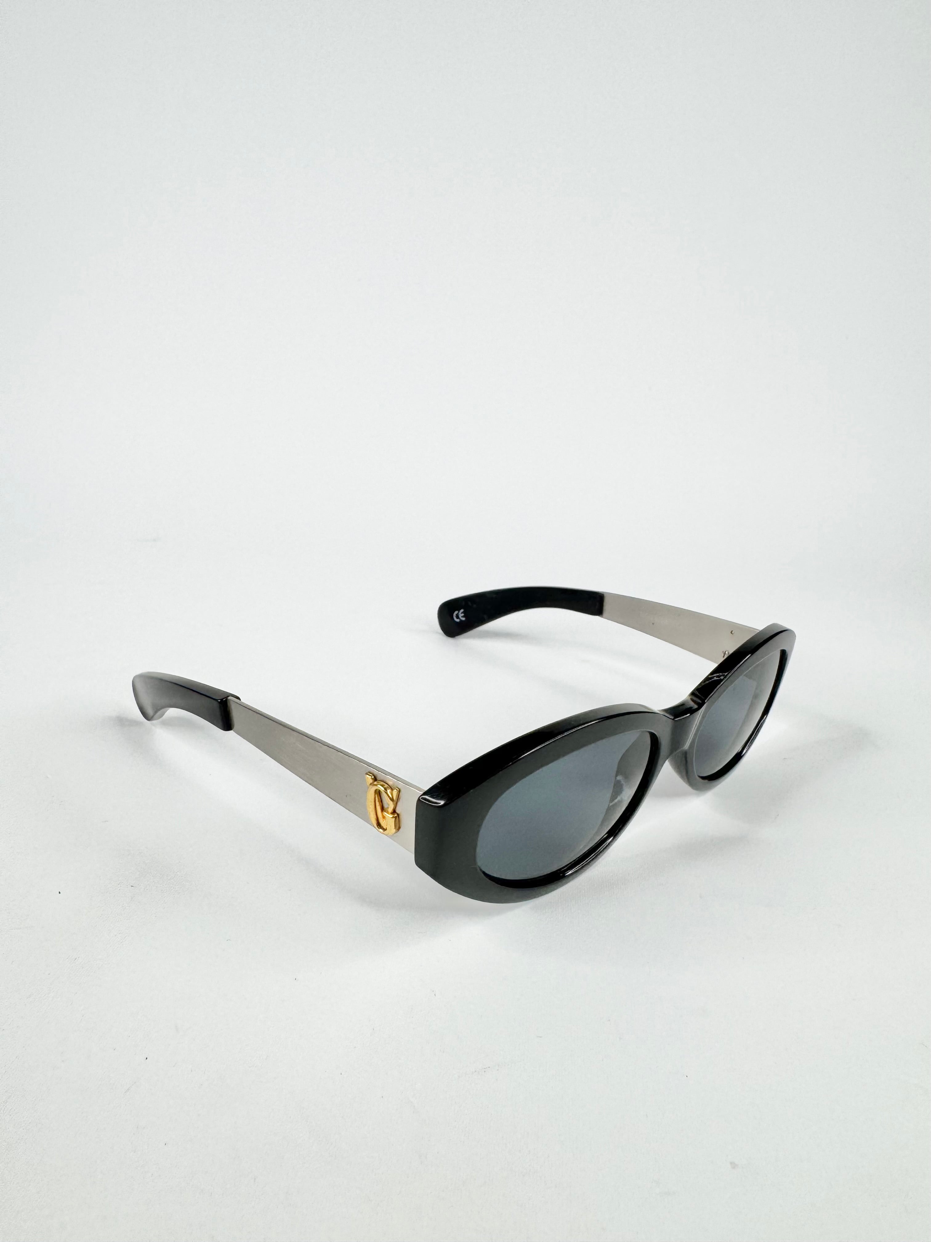 Vintage Gianni Versace Black Oval Frame Sunglasses