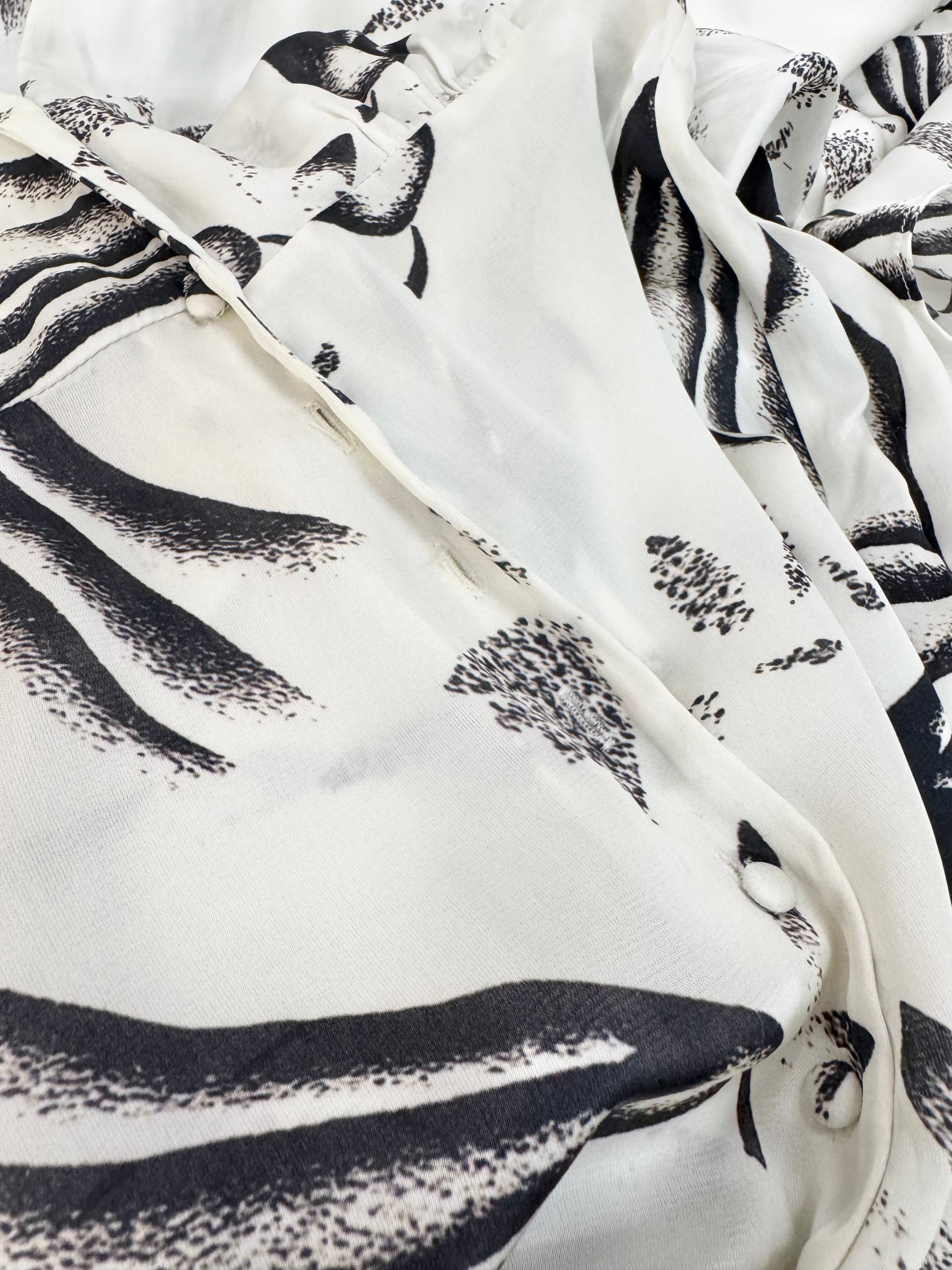 by TiMo Black & Whtie Deco Flowers Maxi Dress NWT - AU4/6