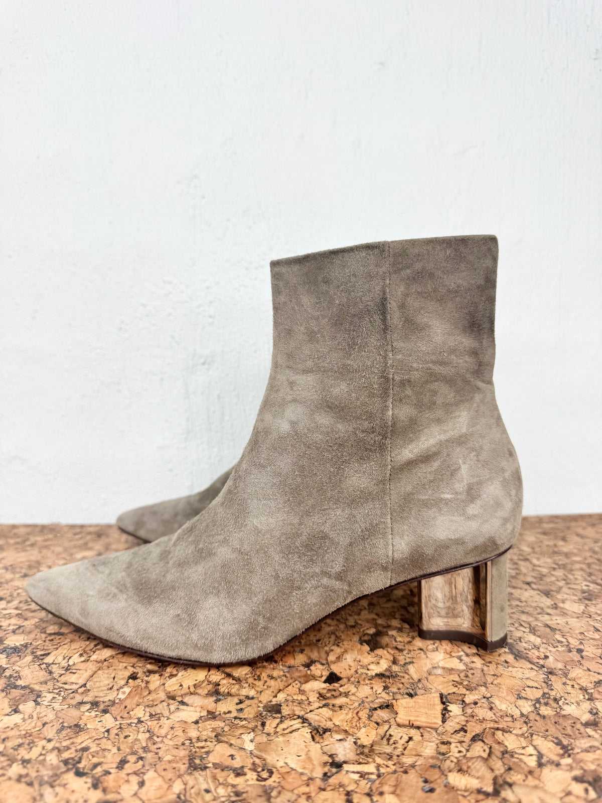 Robert Clergerie Smokey Suede Ankle Boots - EU37.5