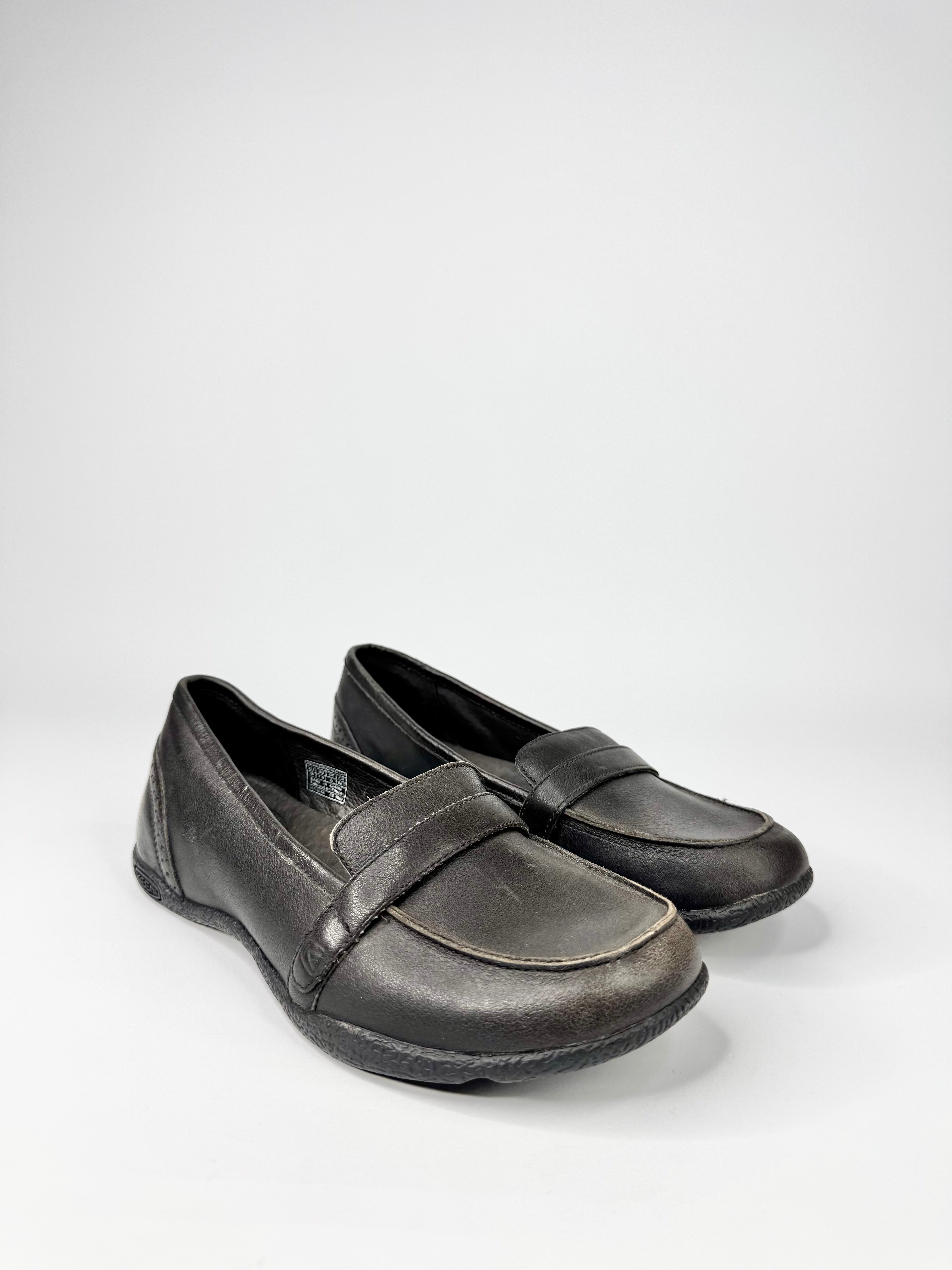 Keen Black Leather Slip Ons - EU38