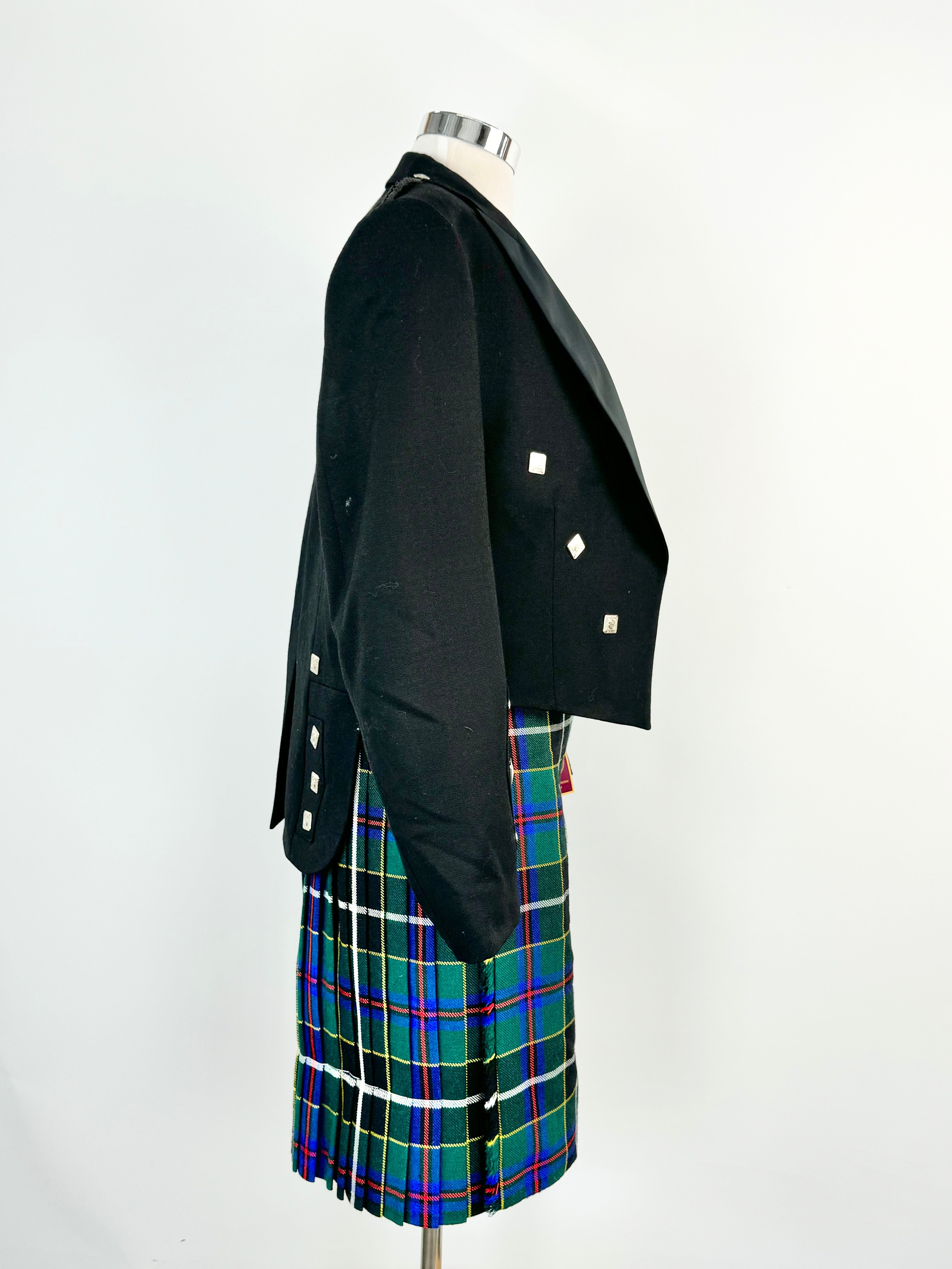 Gaelic Themes Black Prince Charlie Suit & Kilt Set - L