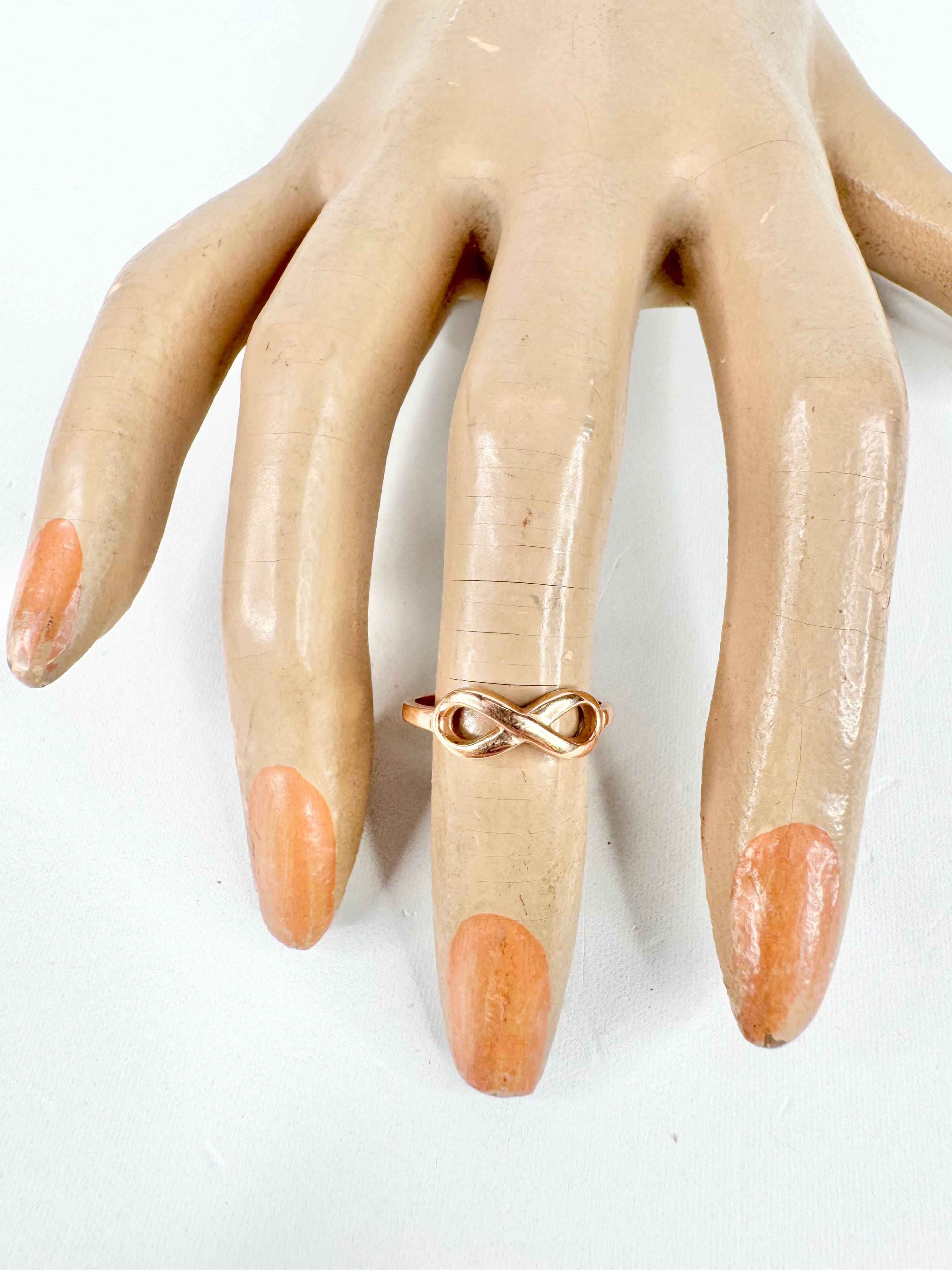 9ct Rose Gold Infinity Ring