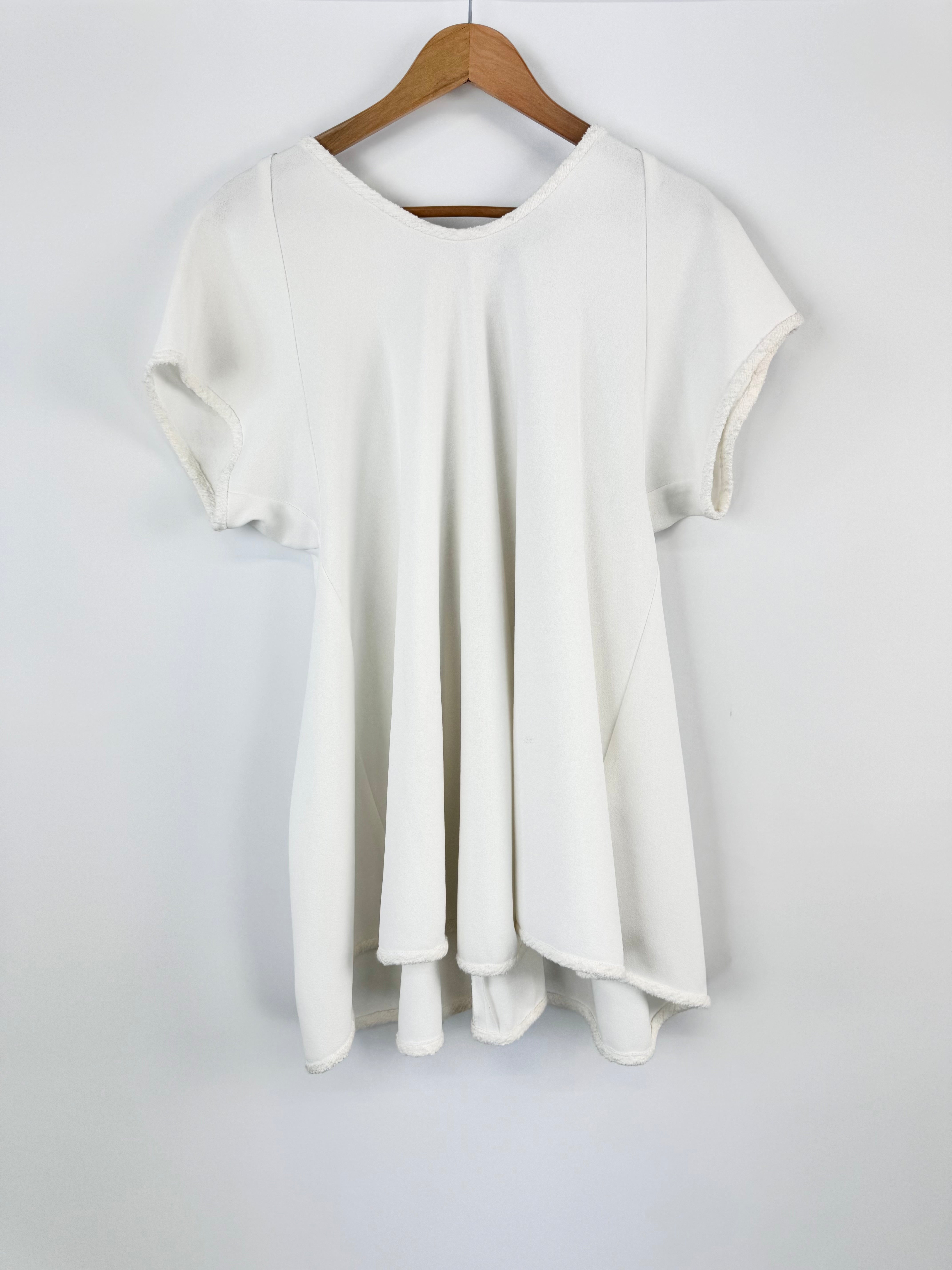 ELLERY WHITE SWING TOP - AU8