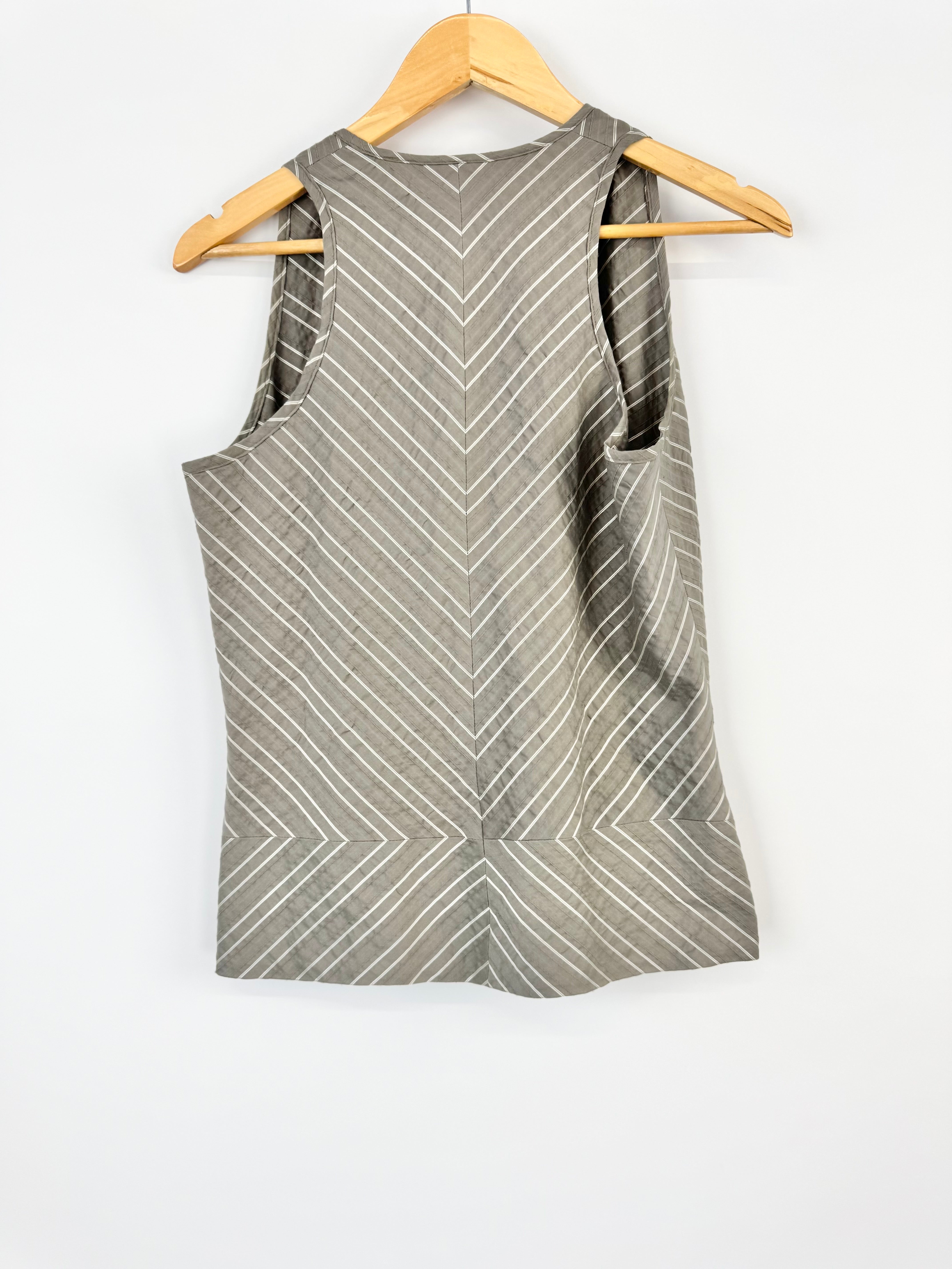 AURELIO COSTARELLA DEEP V NECK TOP - AU8/10