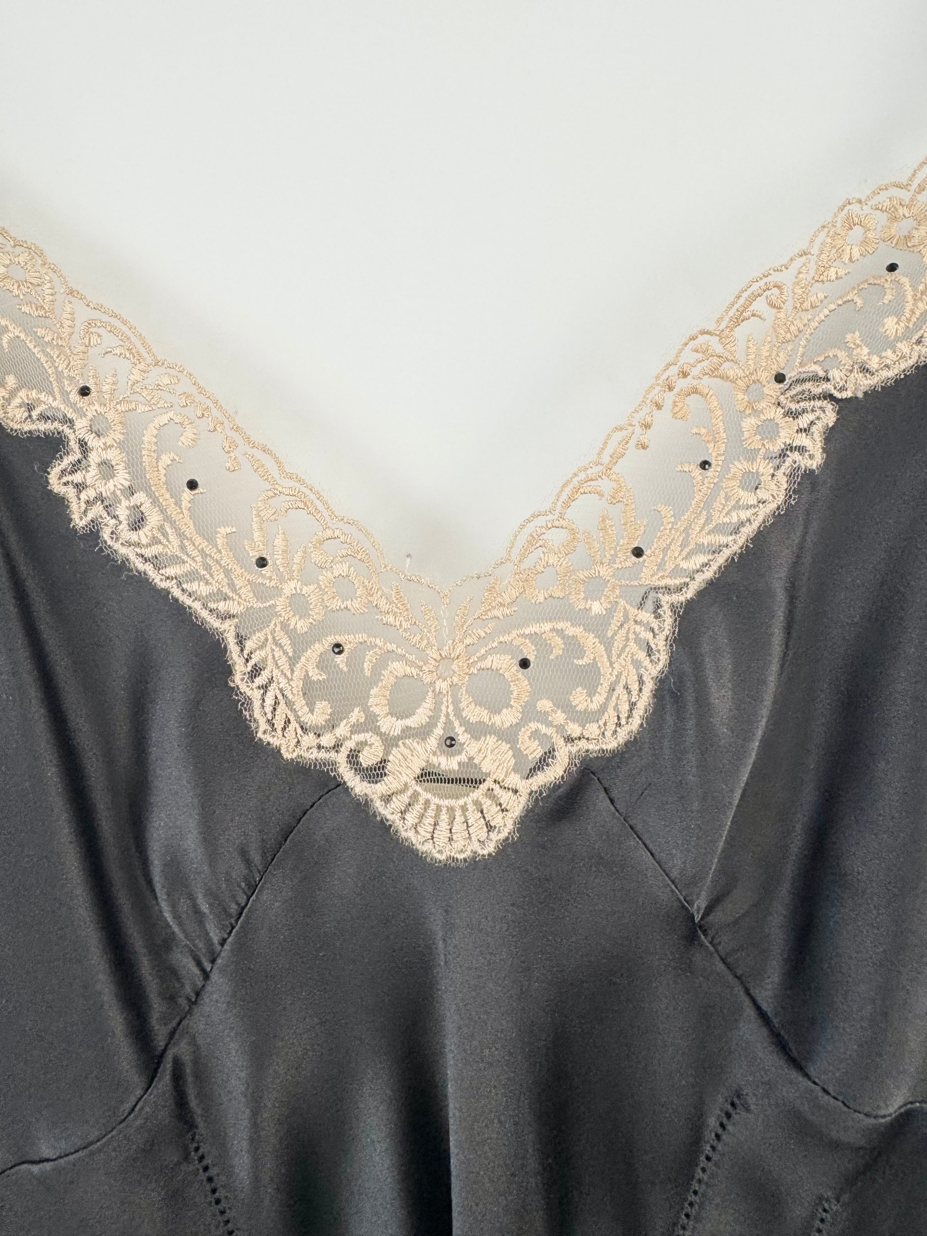 MFW Alannah Hill Black & Vanilla Silk & Lace 'Hey Sexy Girl' Singlet - AU12