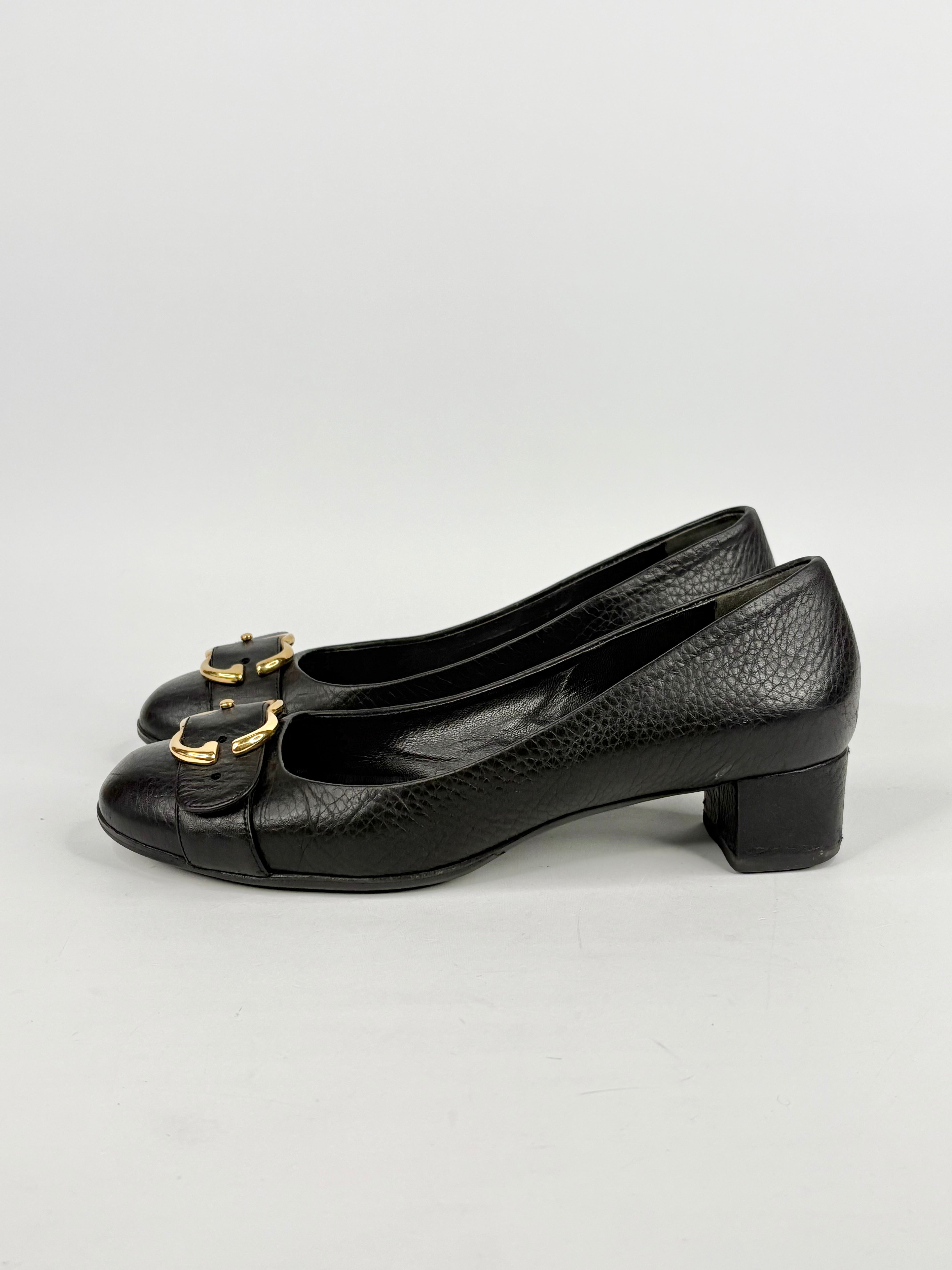 Gucci Black Pebbled Leather 'Cellarius' Flats - EU39