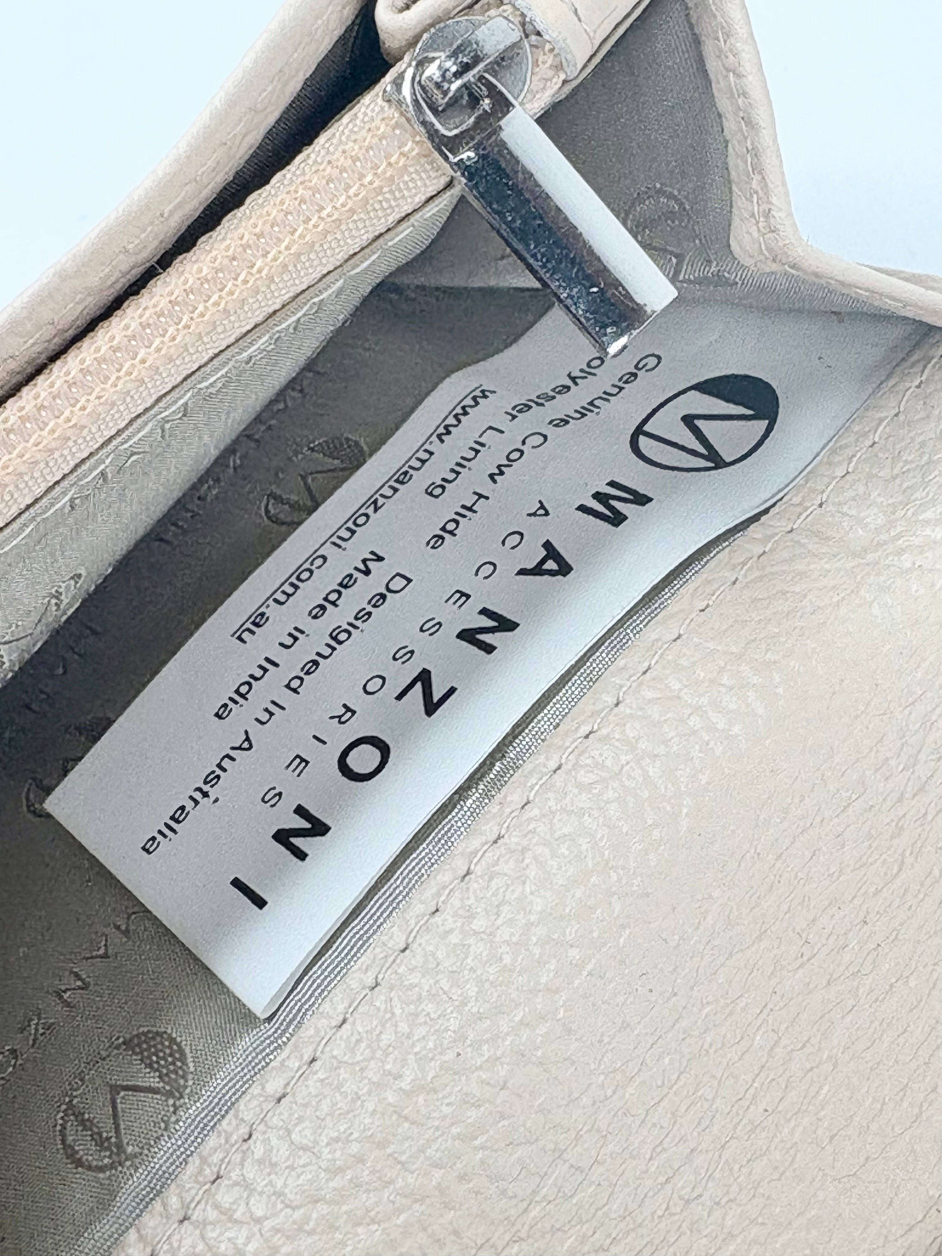 Manzoni Creamy Grained Leather Wallet