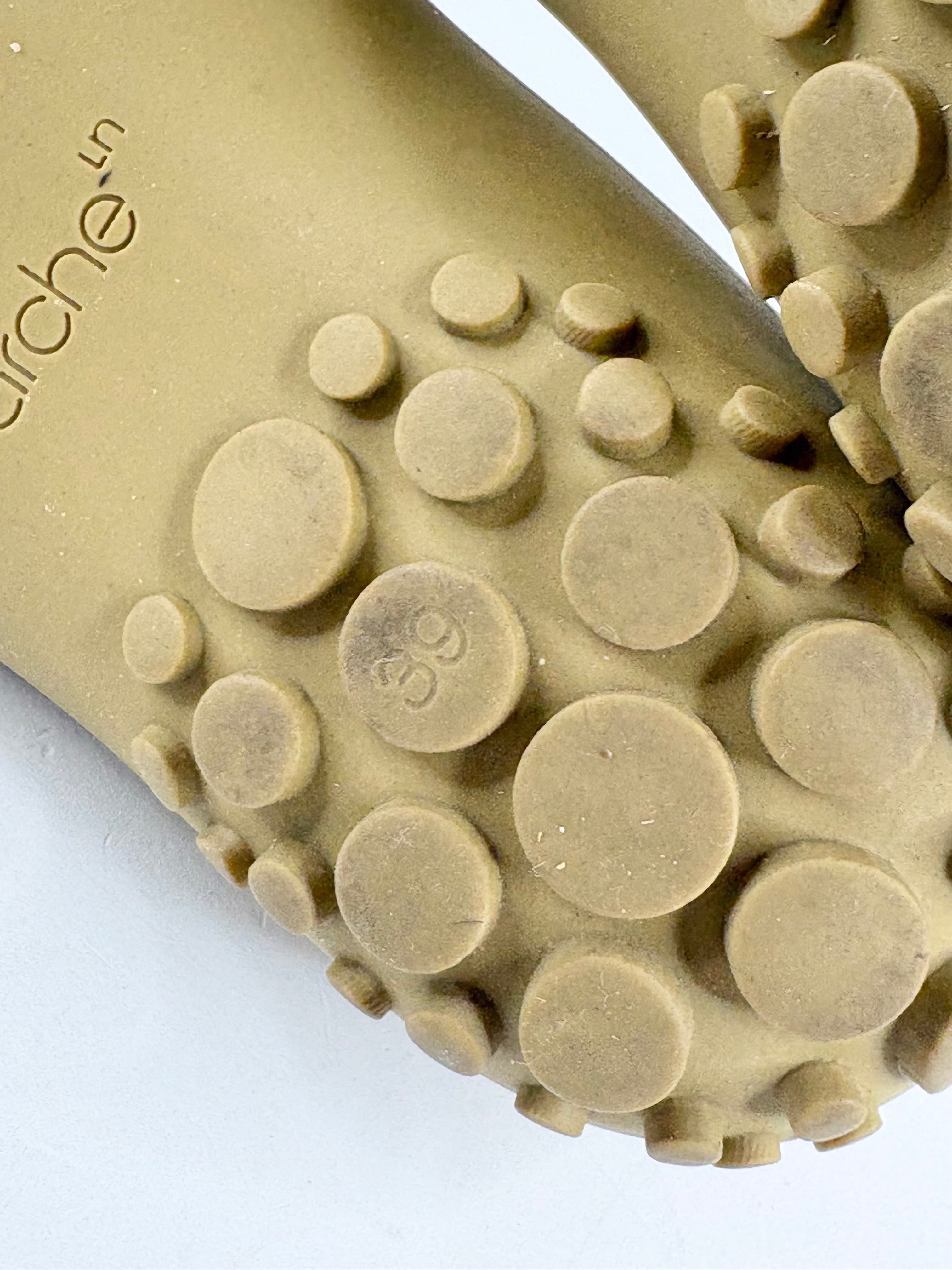 Arche Kiwifruit Nubuck Pulman Slip Ons - EU39