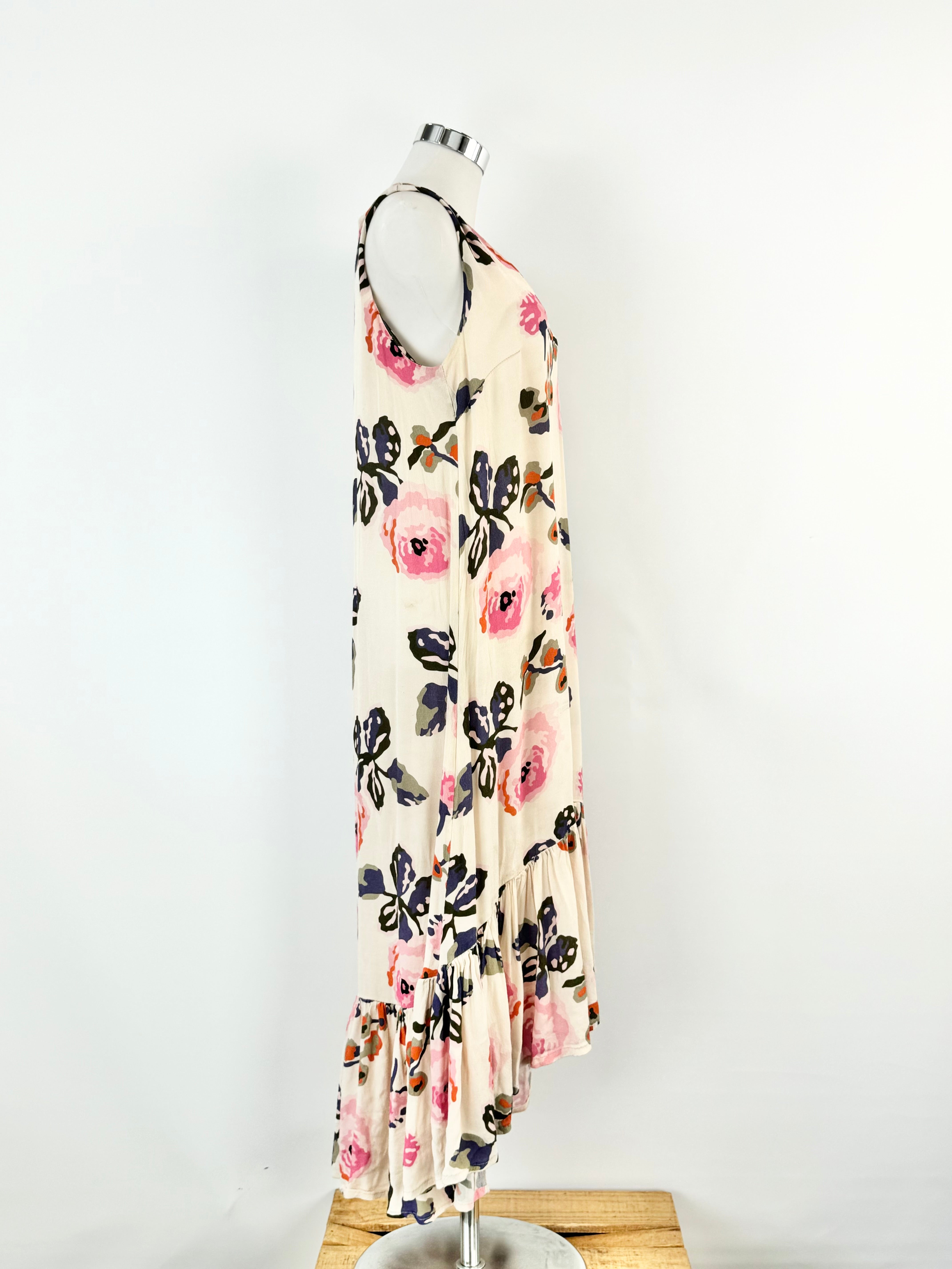 Obus Cream Floral V-Neck Dress - AU10