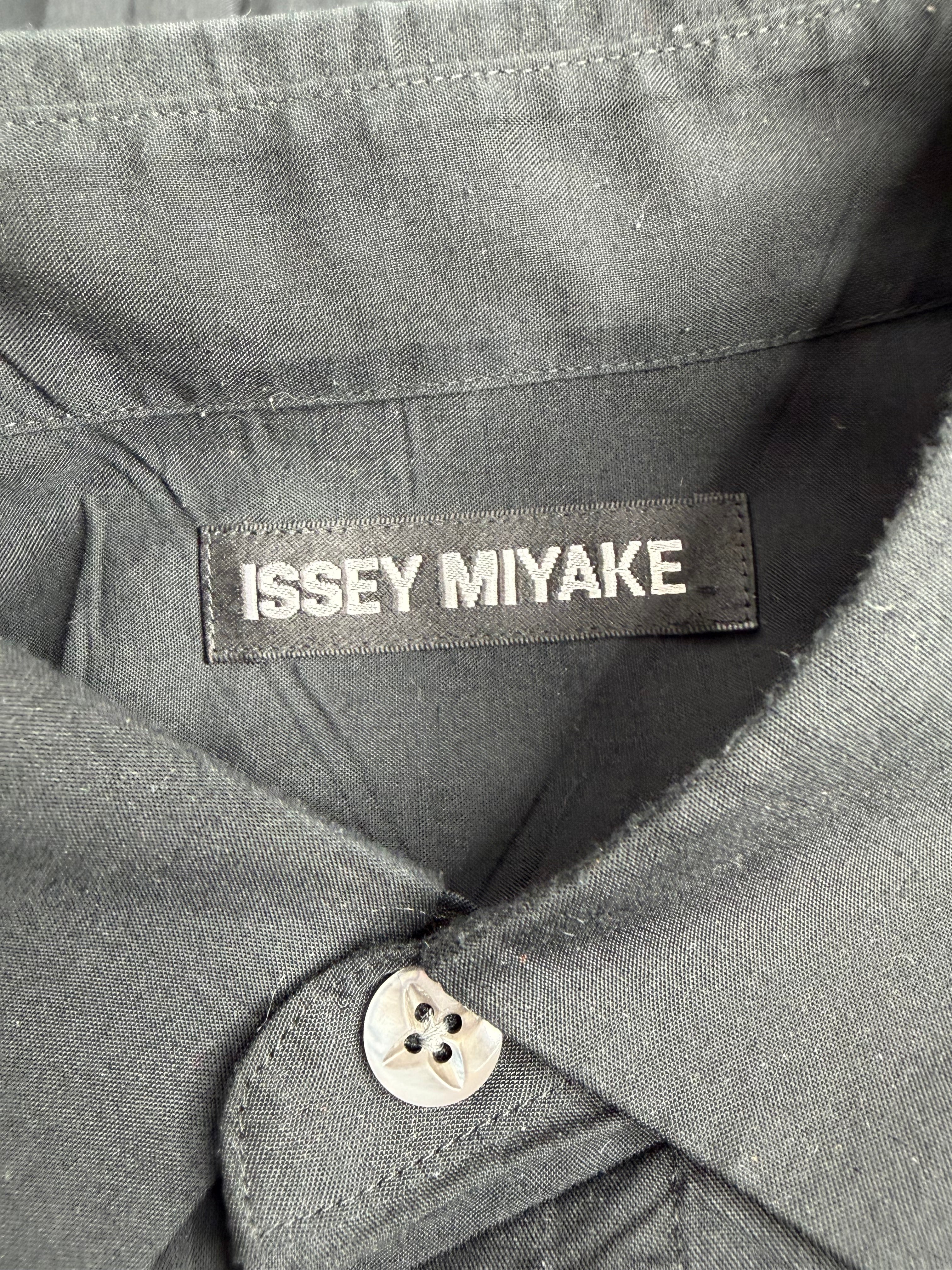 Issey Miyake Black Cotton Plisse Detail Shirt - AU12