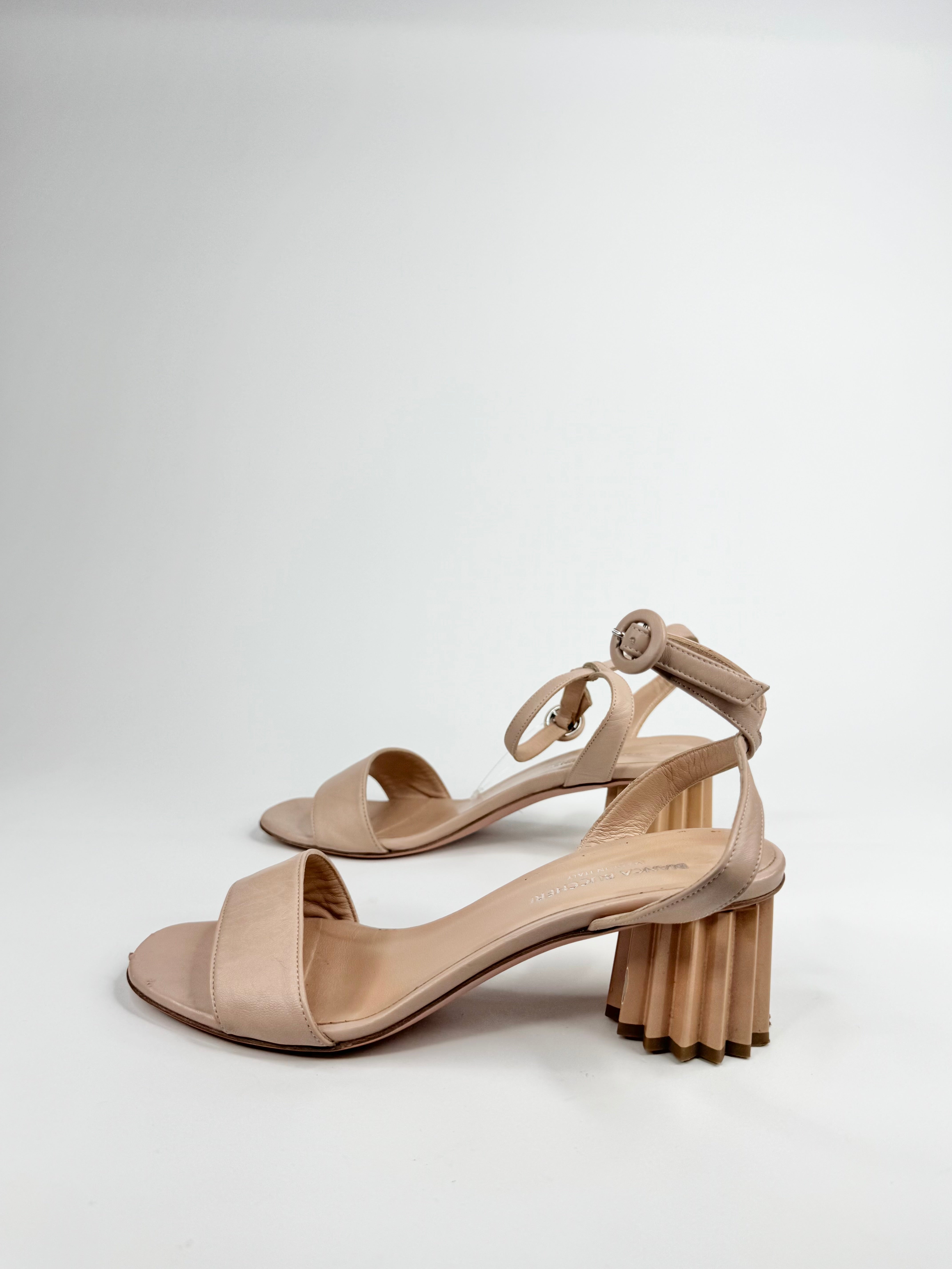 Bianca Buccheri Pastel Peach Sandals - EU38