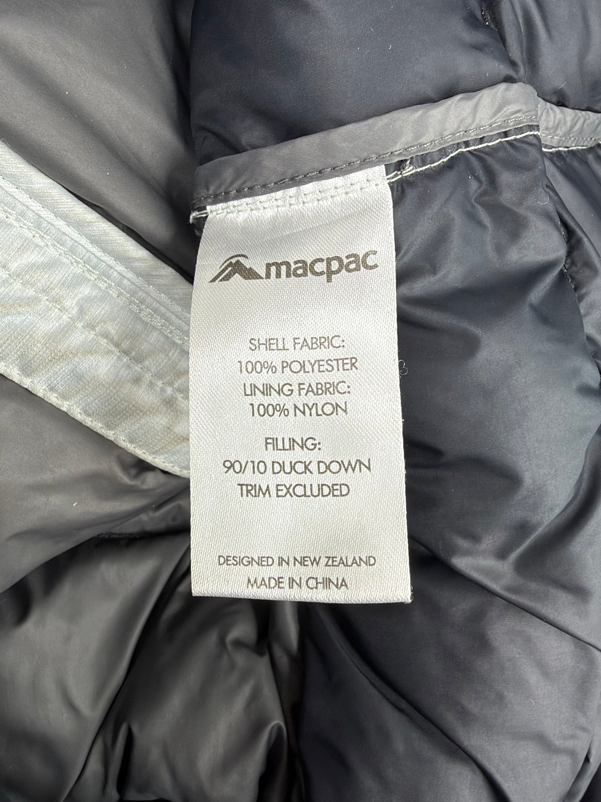 Macpac Silver Grey Long Insulated Jacket - AU6