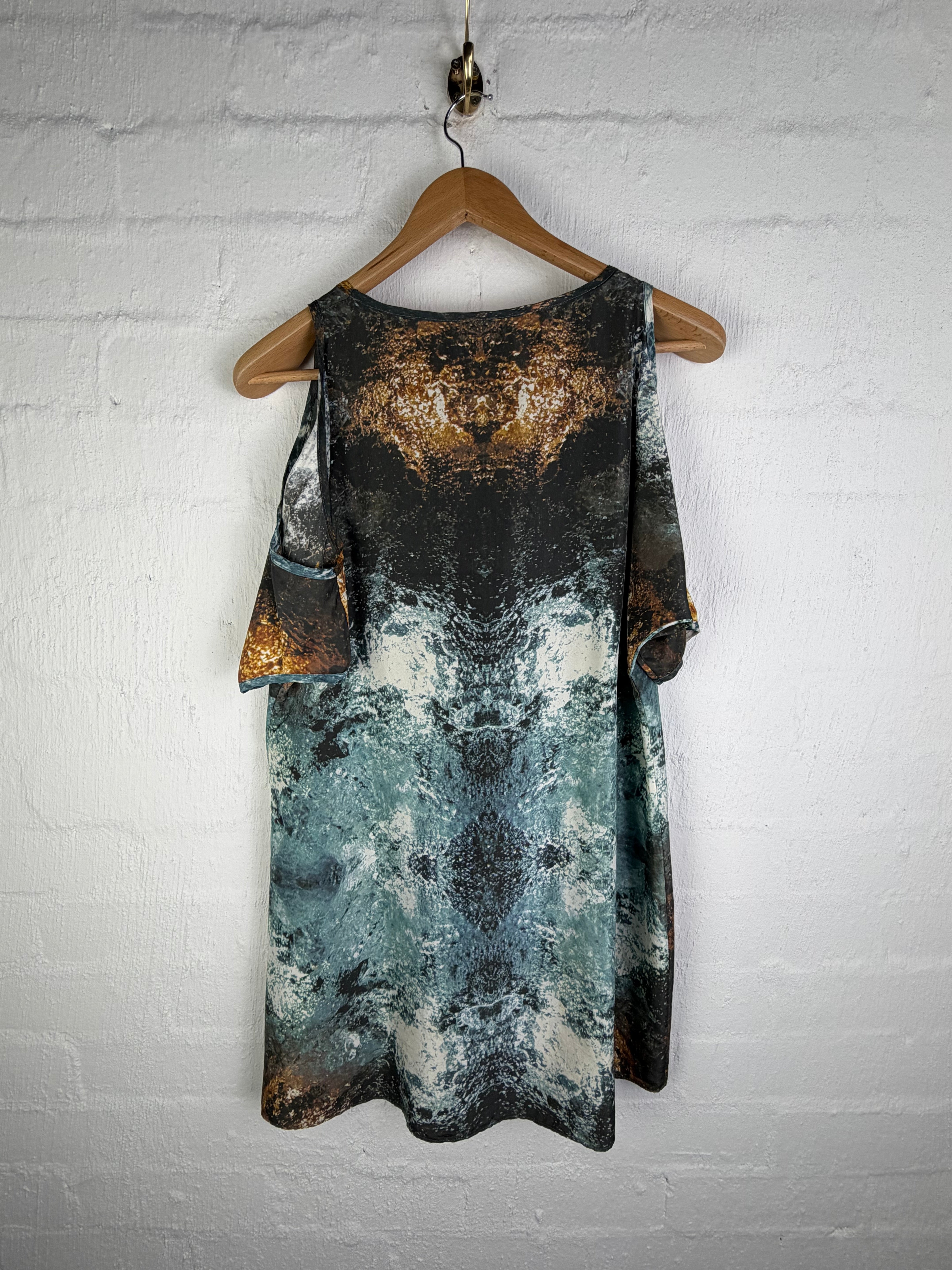 Beau in the Woods Abstract Pattern Silk Blouse - AU8