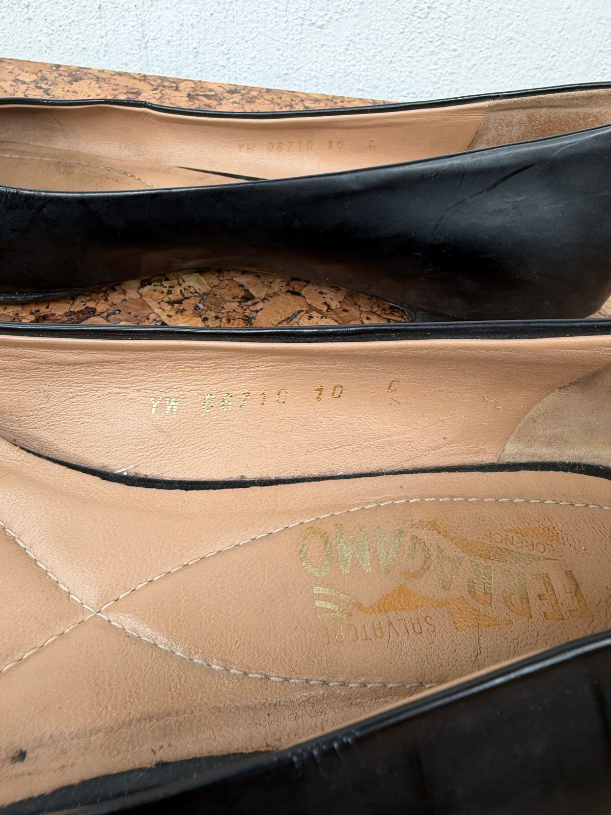 Salvatore Ferragamo Patent Leather Ballet Flats - EU41.5