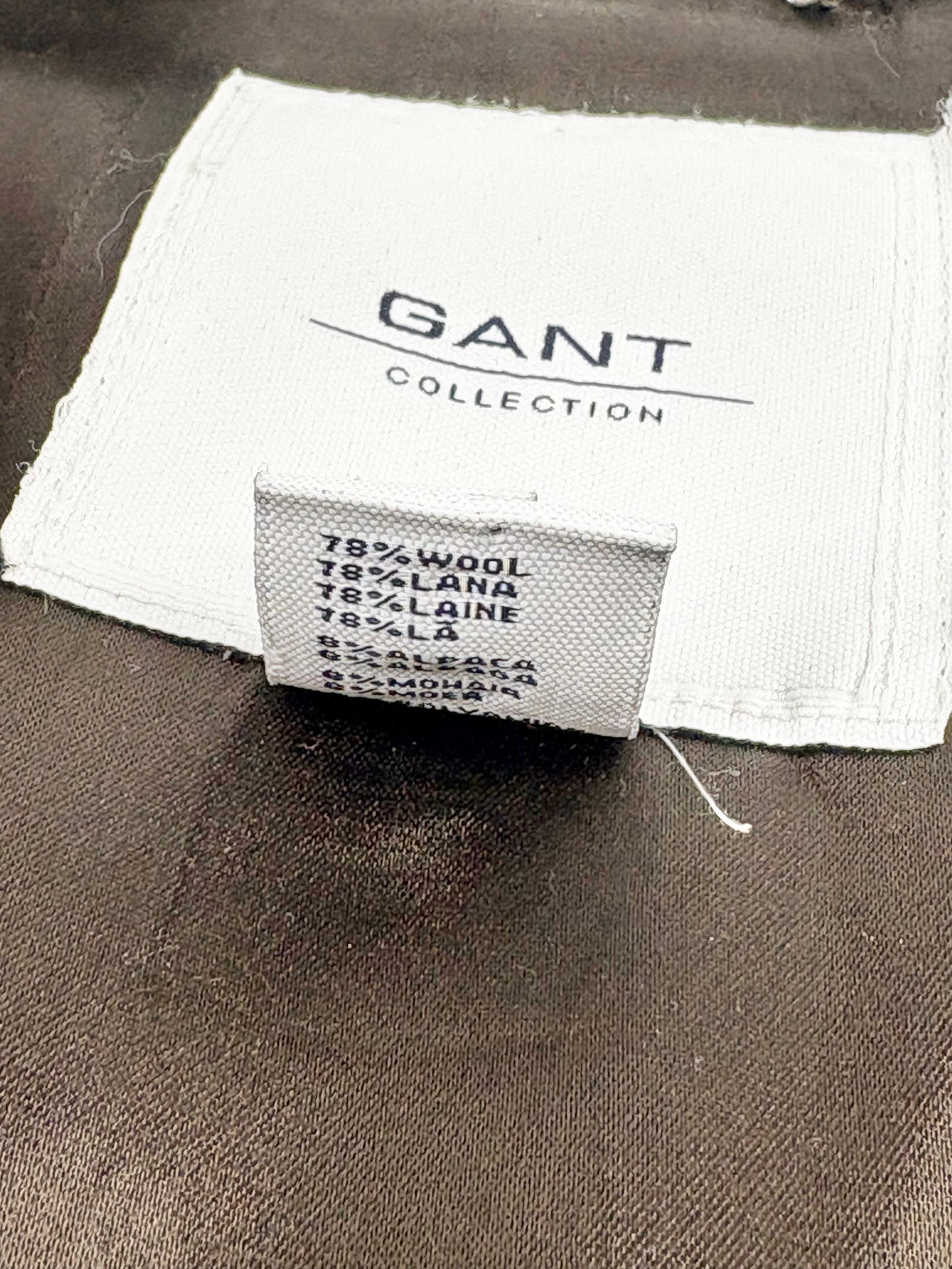 Gant Collection Cropped Earth-Toned Tweed Blazer - L