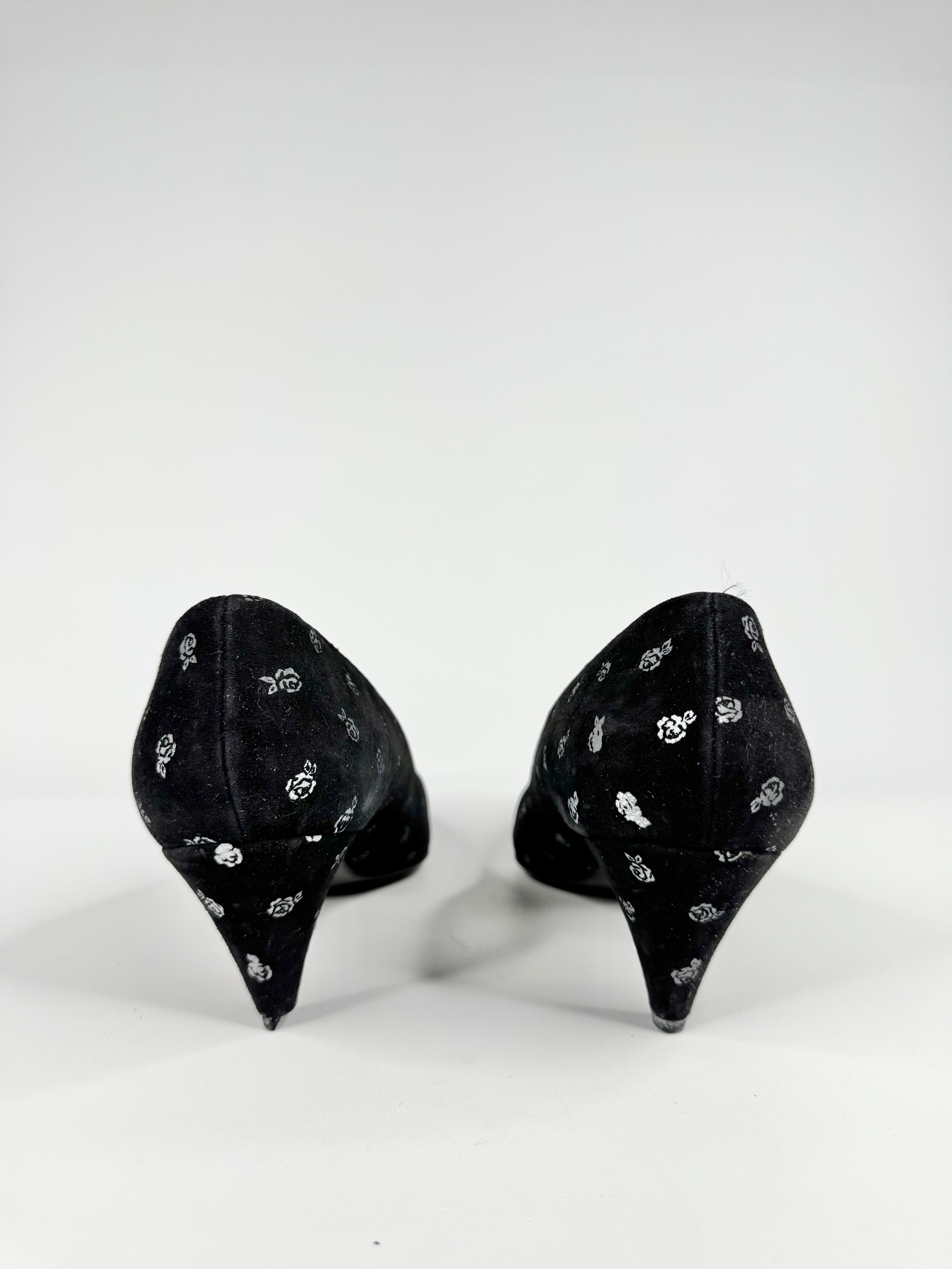 Vintage 80s Gianni Versace Black & Silver Rose Patterned French Heel Pumps - EU39.5