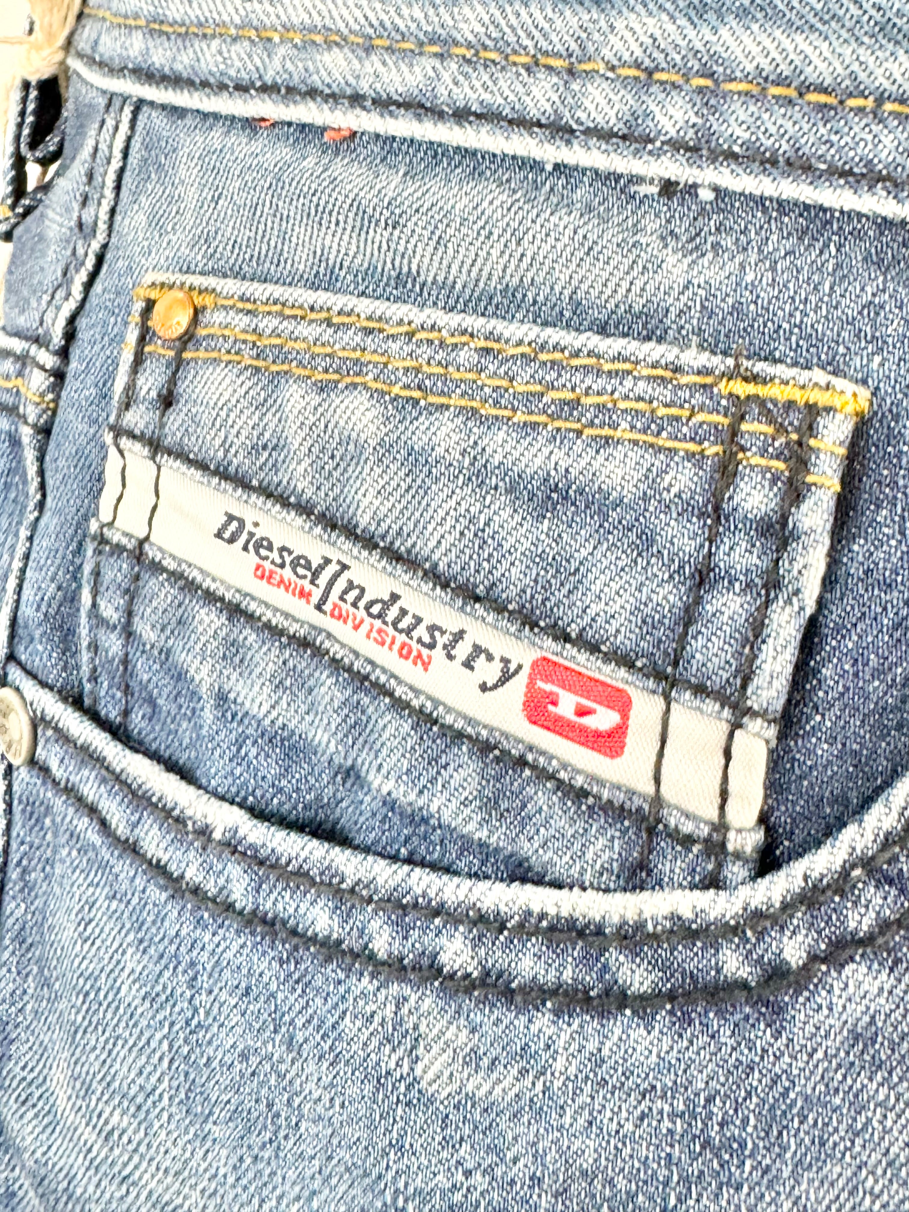 Diesel Blue Rip Skinny Jeans NWT - 32
