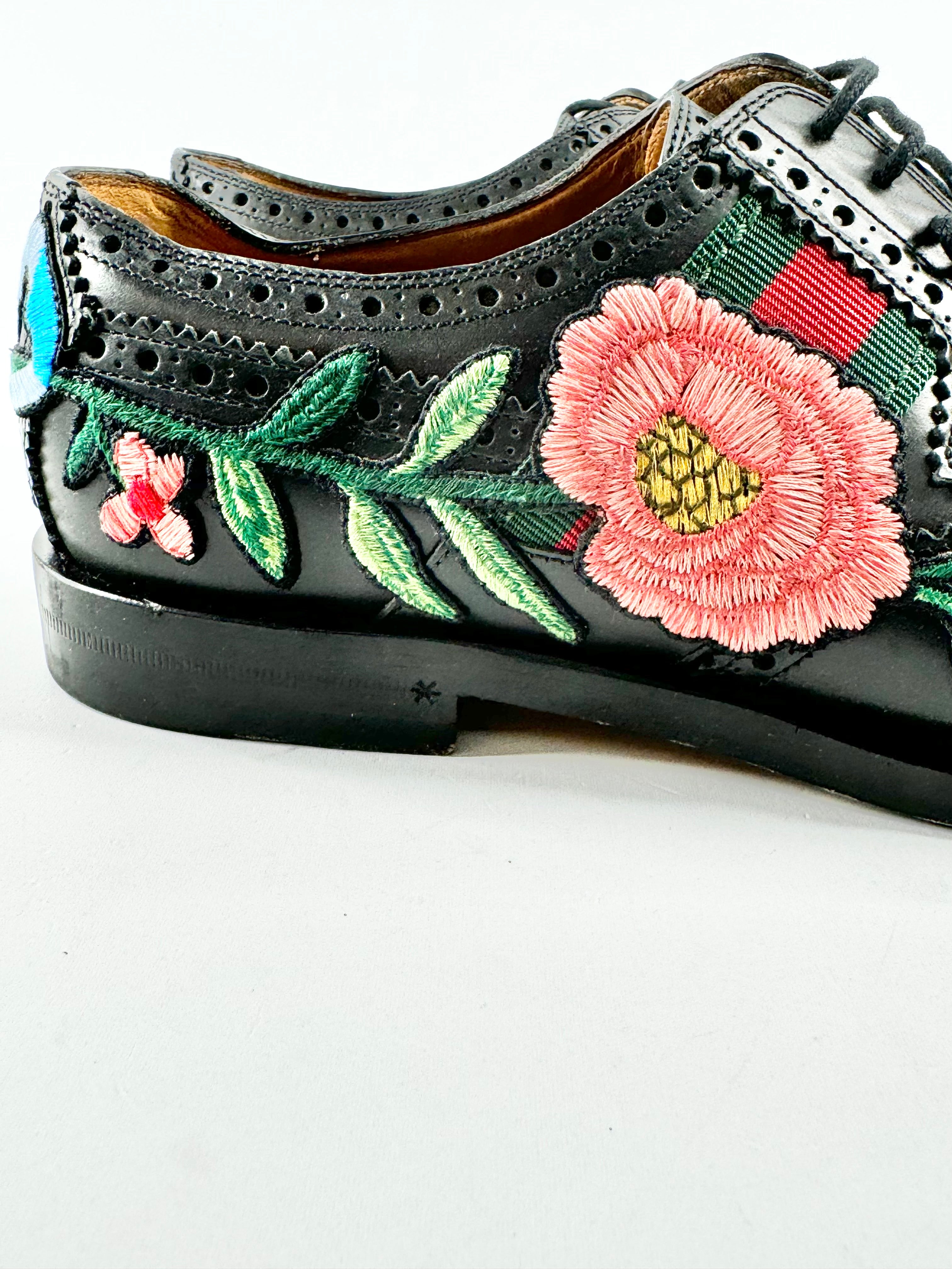 Gucci Black Applique Leather Wingtip Brogues - 9.5