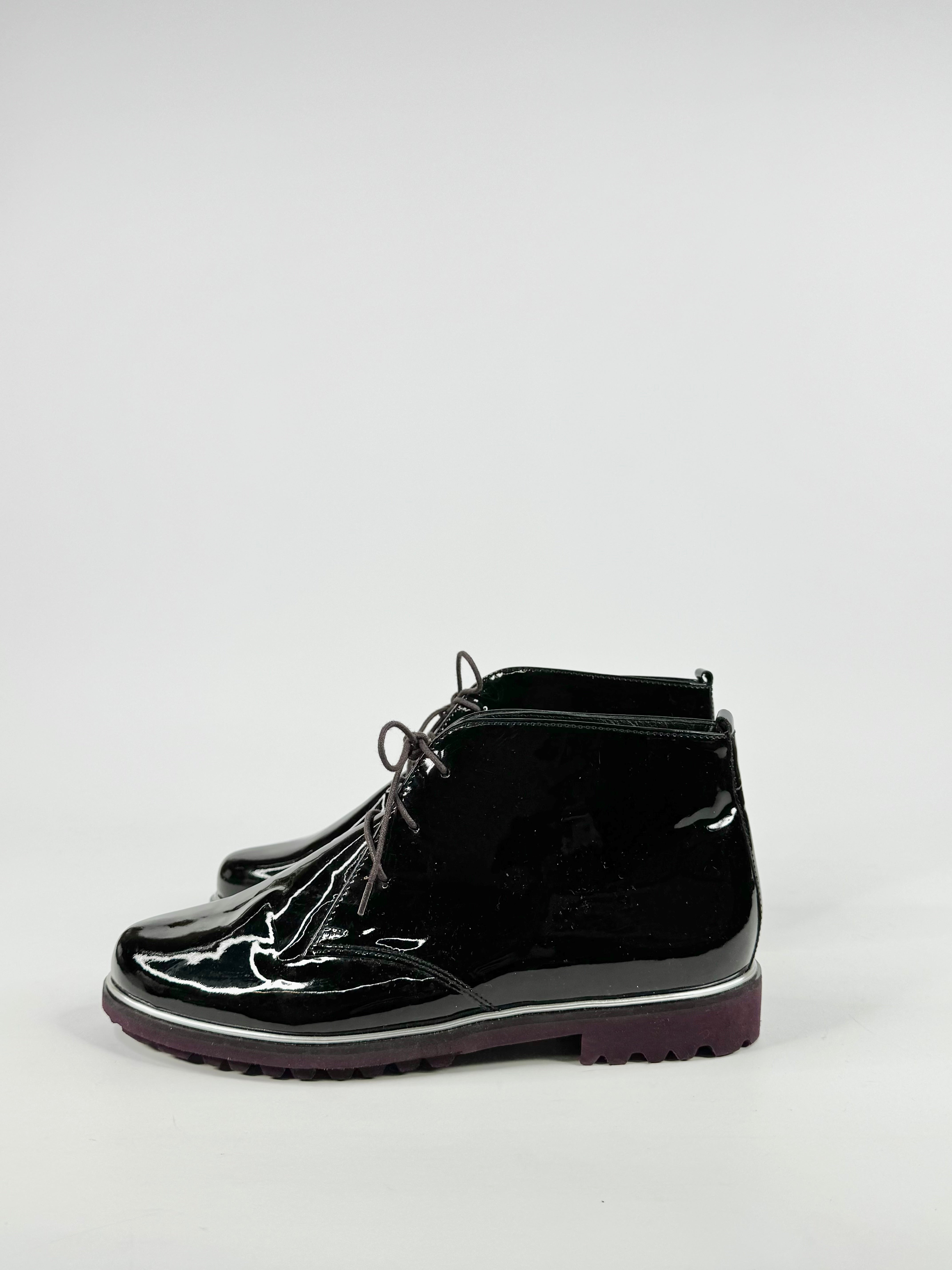Hassia Patent Black Leather Lace Ups - EU37