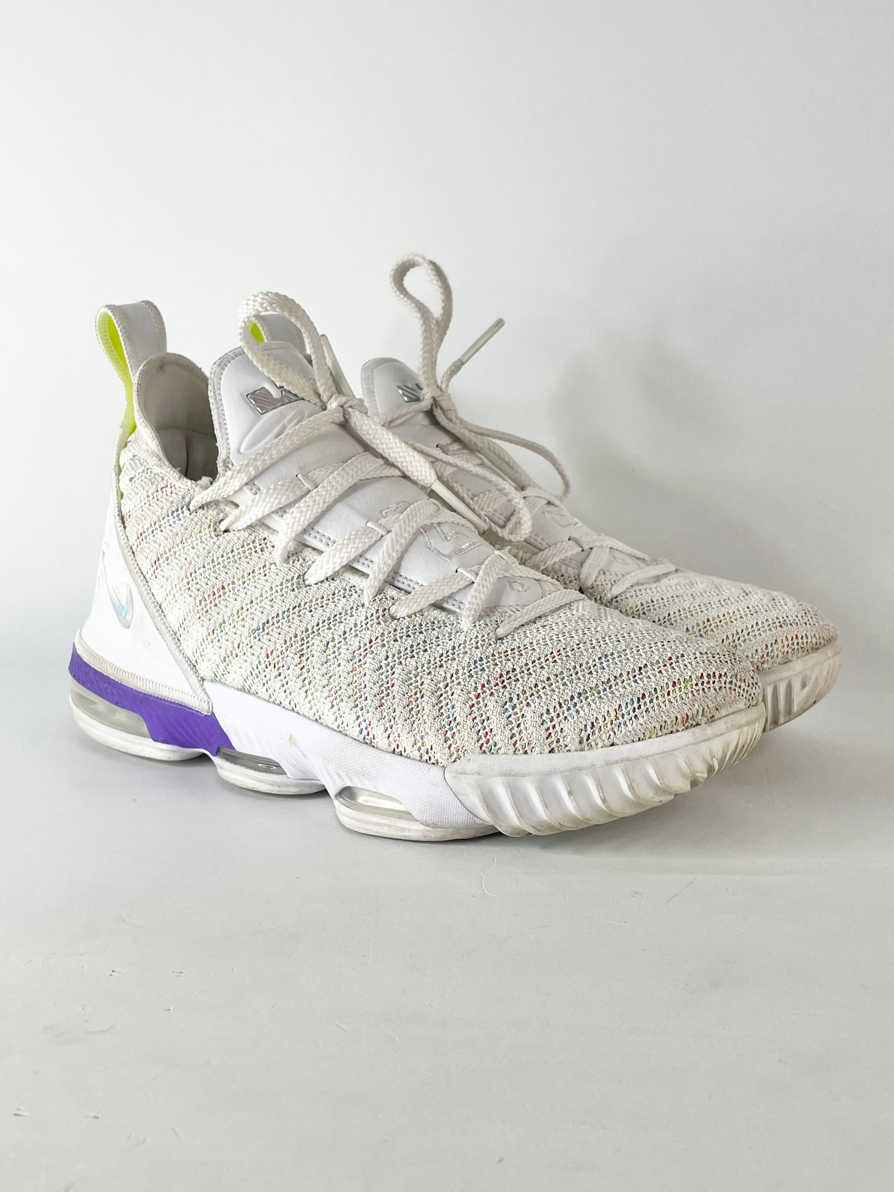 lebron 15 buzz lightyear